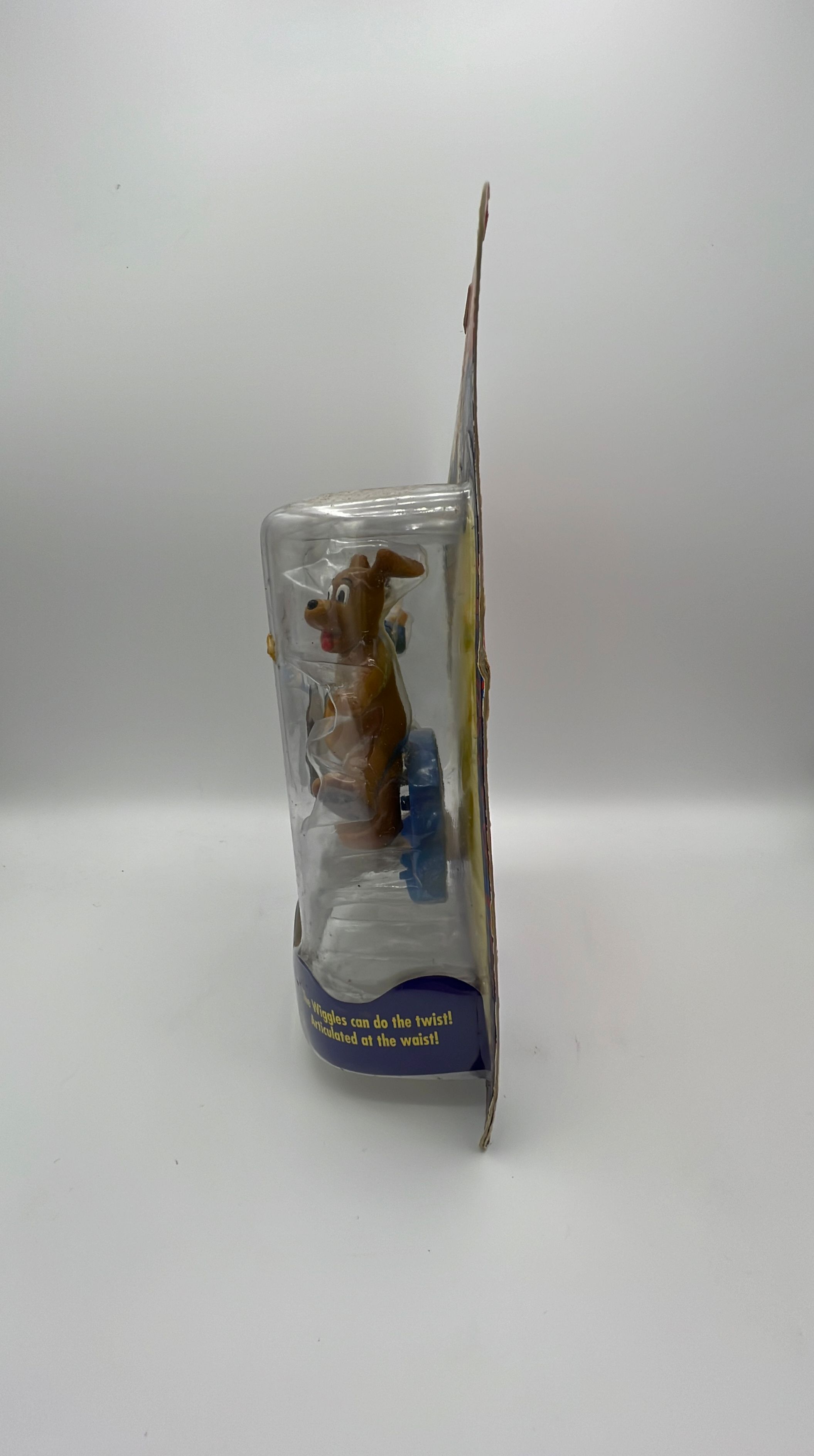Spin Master The Wiggles Anthony and Wags the Dog Figures 2003 view 3