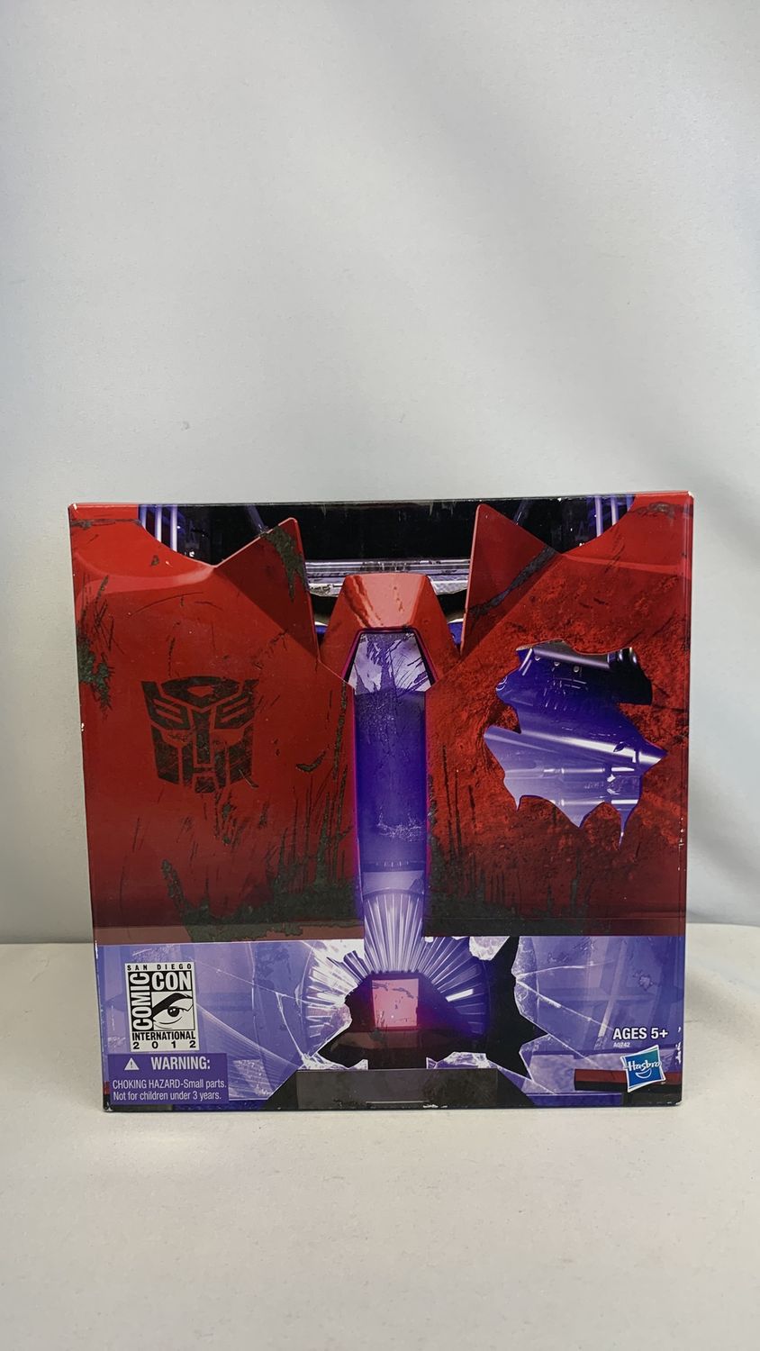 Hasbro Transformers Prime Terrorcon Cliffjumper Figure SDCC 2012