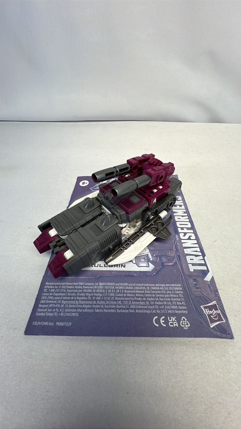 Hasbro Transformers Legacy Skullgrin Figure 2022 (used) 