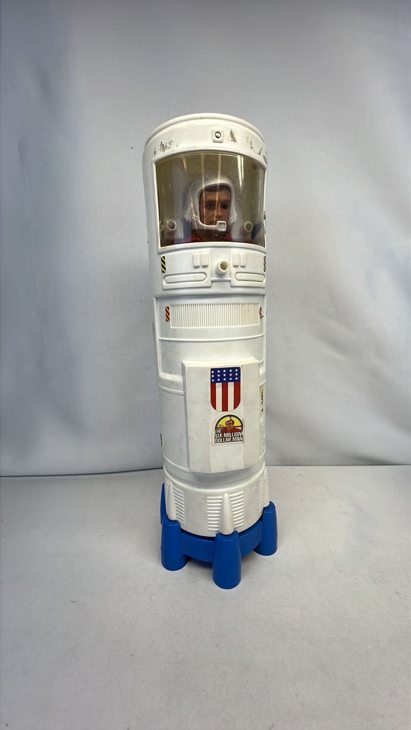 Kenner Six Million Dollar Man With Bionic Transport Figure 1975 (used) Incomplete 