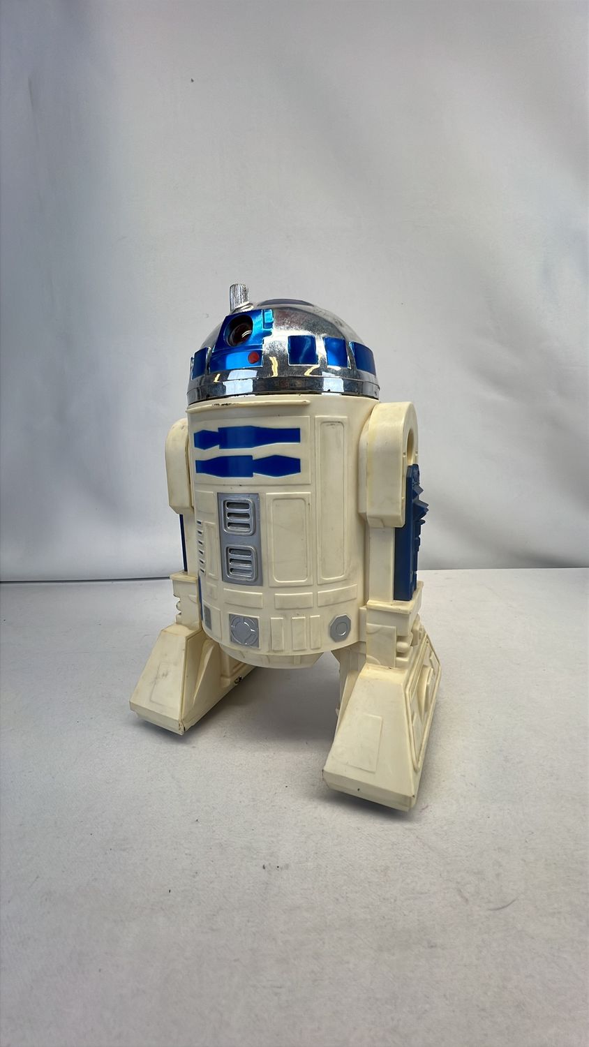 Kenner Star Wars R2-D2 RC Figure 1978 (used) Incomplete 