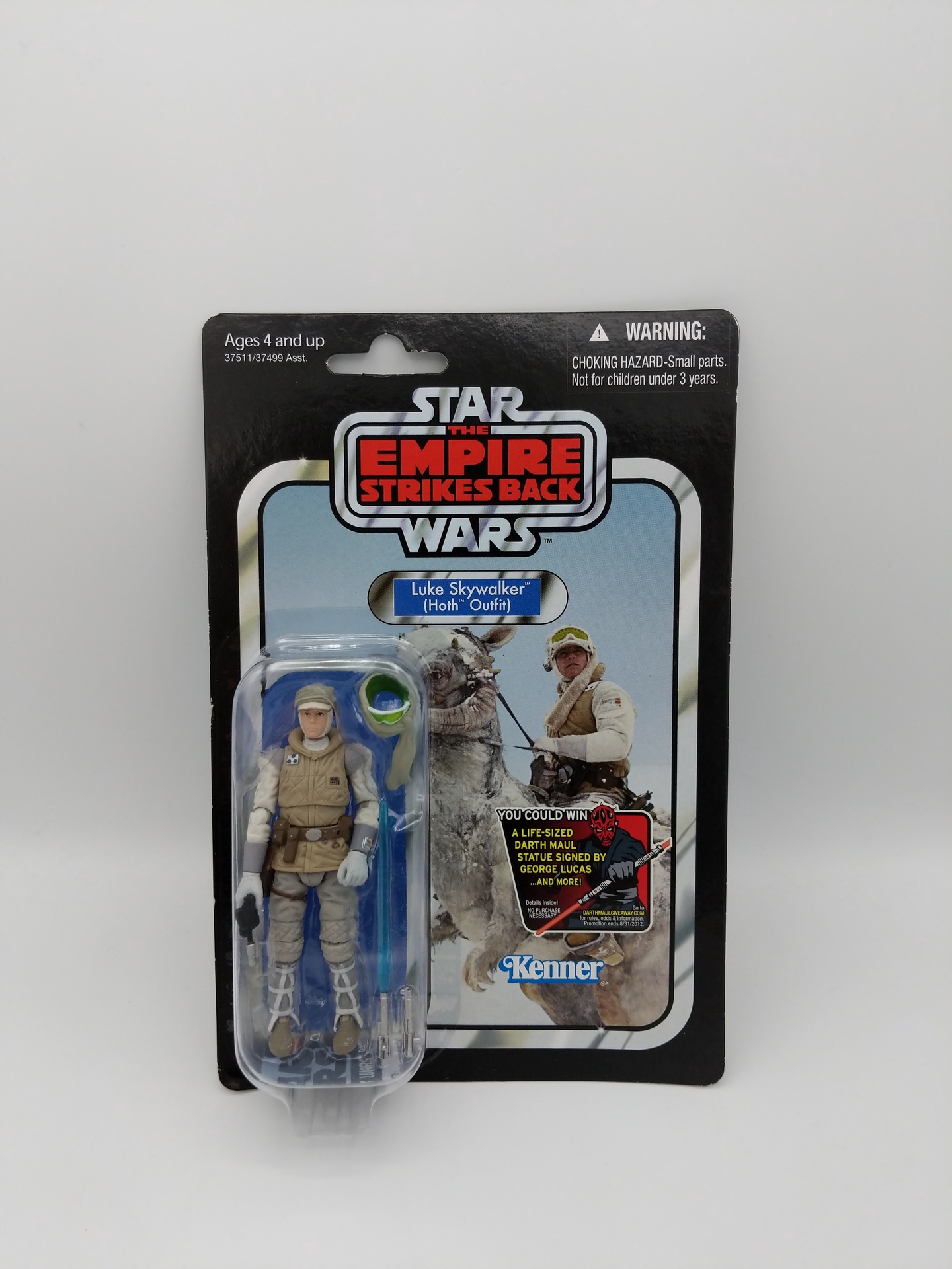 Hasbro Star Wars Luke Skywalker Hoth Outfit Figure 2012