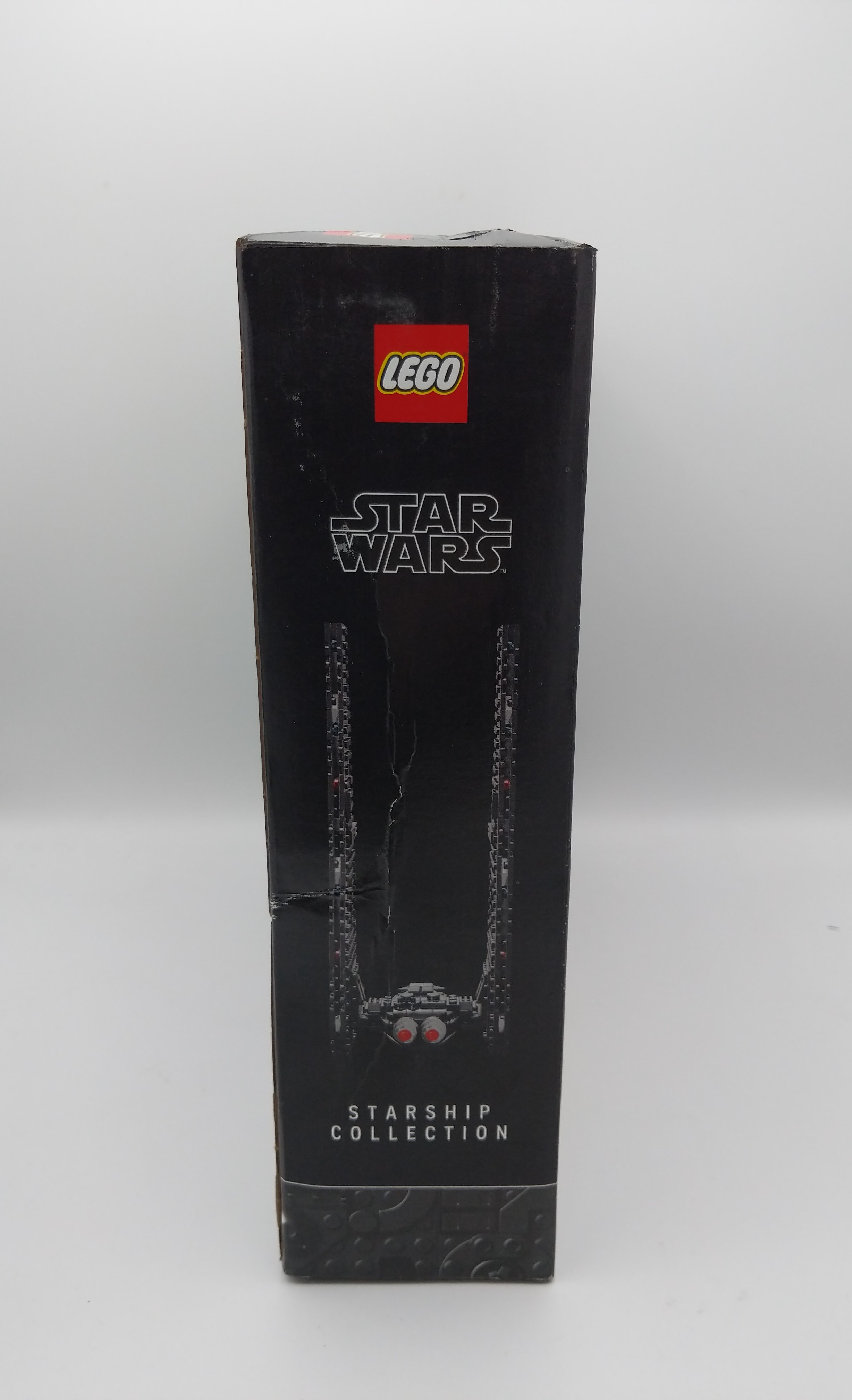 Lego 75406 Star Wars Kylie Ren's Command Shuttle 2025 view 3