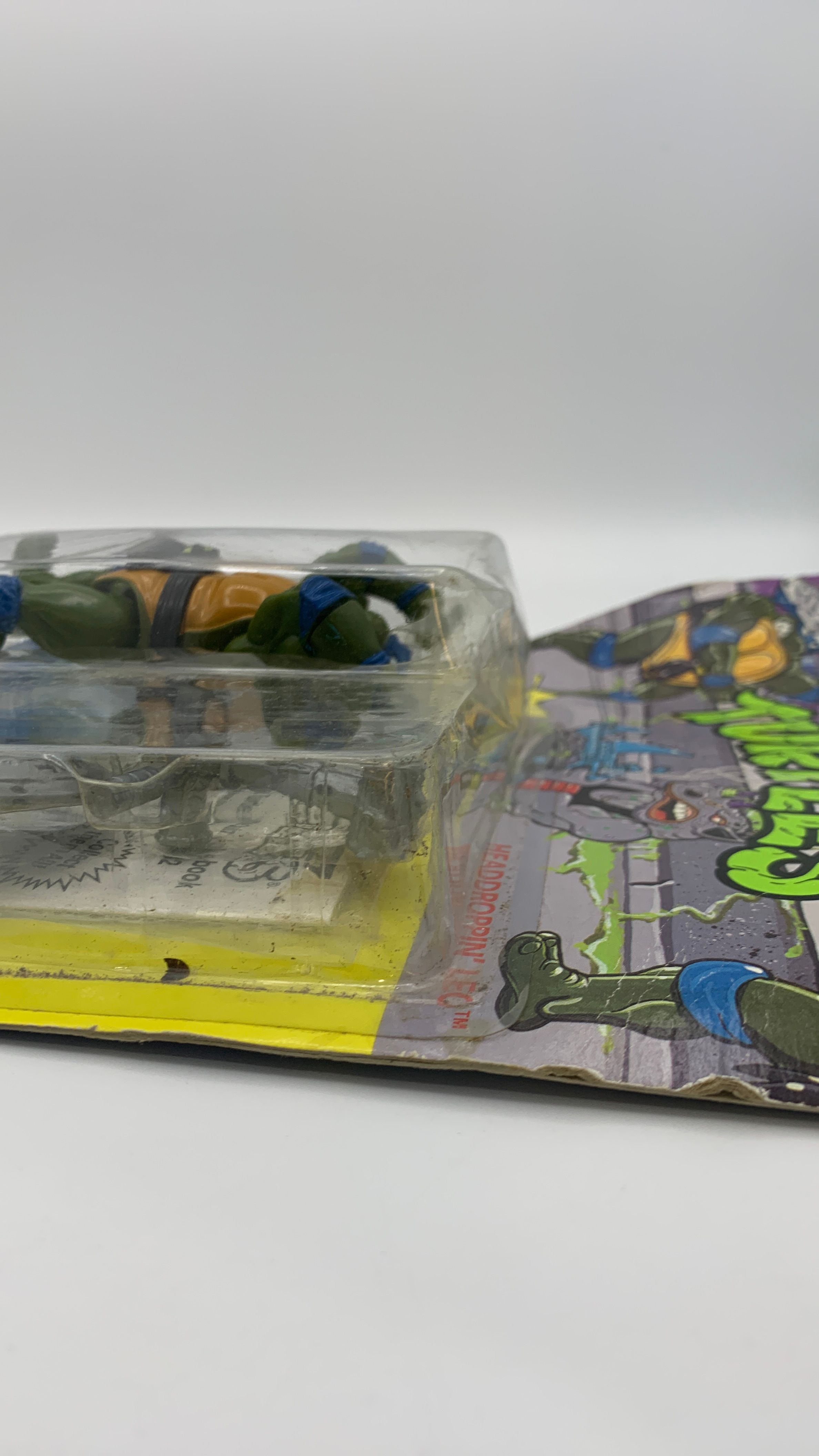 Playmates Teenage Mutant Ninja Turtles Headdroppin’ Leo Vintage Figure 1991 view 4