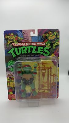 Playmates Teenage Mutant Ninja Turtles Raphael Figure (Reissue) 2021