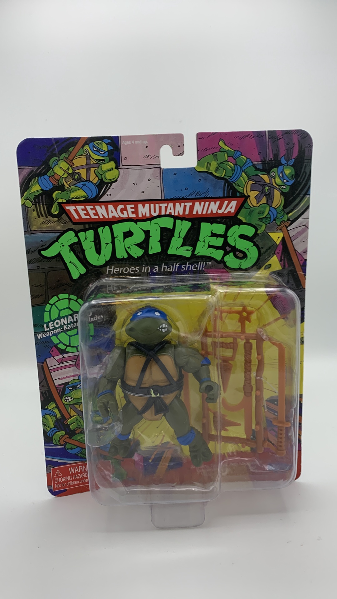 Playmates Teenage Mutant Ninja Turtles Leonardo Figure (Reissue) 2021