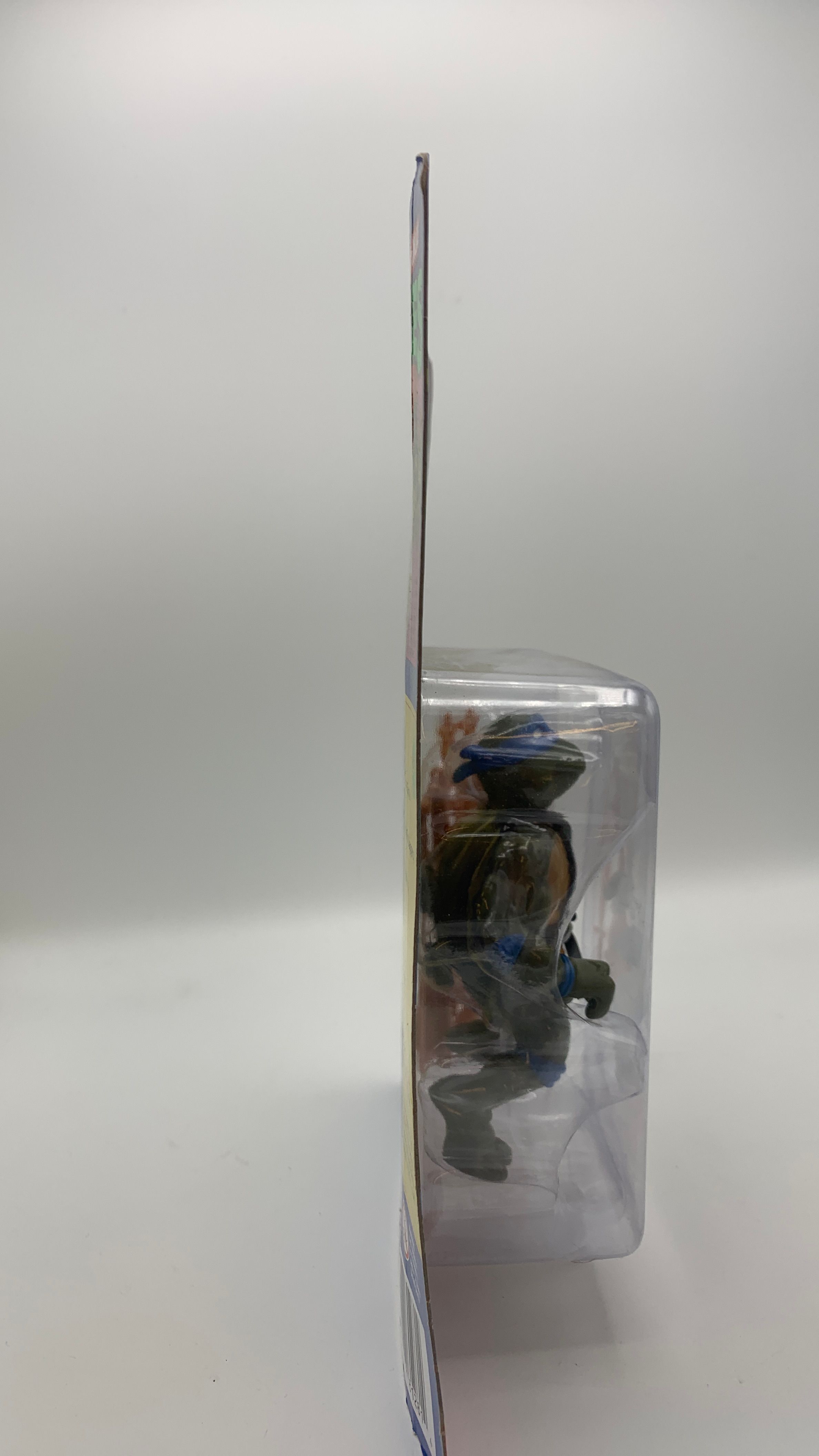 Playmates Teenage Mutant Ninja Turtles Leonardo Figure (Reissue) 2021 view 4
