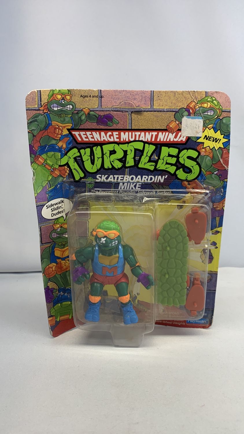 Playmates Teenage Mutant Ninja Turtles Skateboardin’ Mike Vintage Figure (1991)