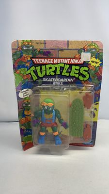 Playmates Teenage Mutant Ninja Turtles Skateboardin’ Mike Vintage Figure (1991)