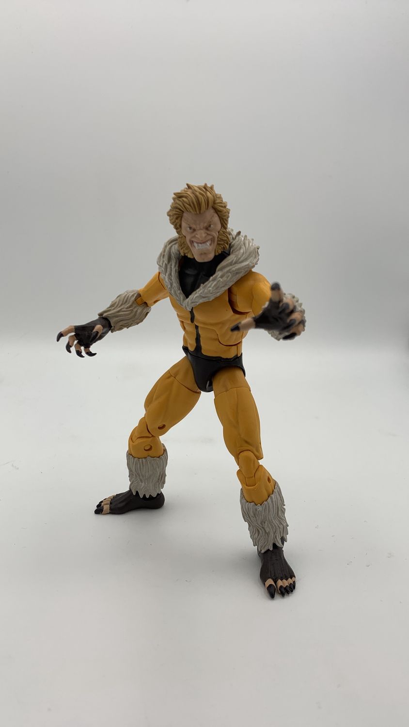 Hasbro Marvel Legends Bonebraker BAF Sabertooth Figure 2022 (used) Incomplete
