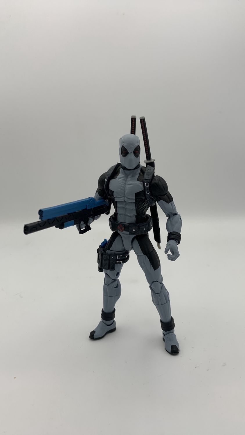 Hasbro Marvel Legends Sasquach BAF Deadpool (X Force) Figure 2017 (used) Incomplete
