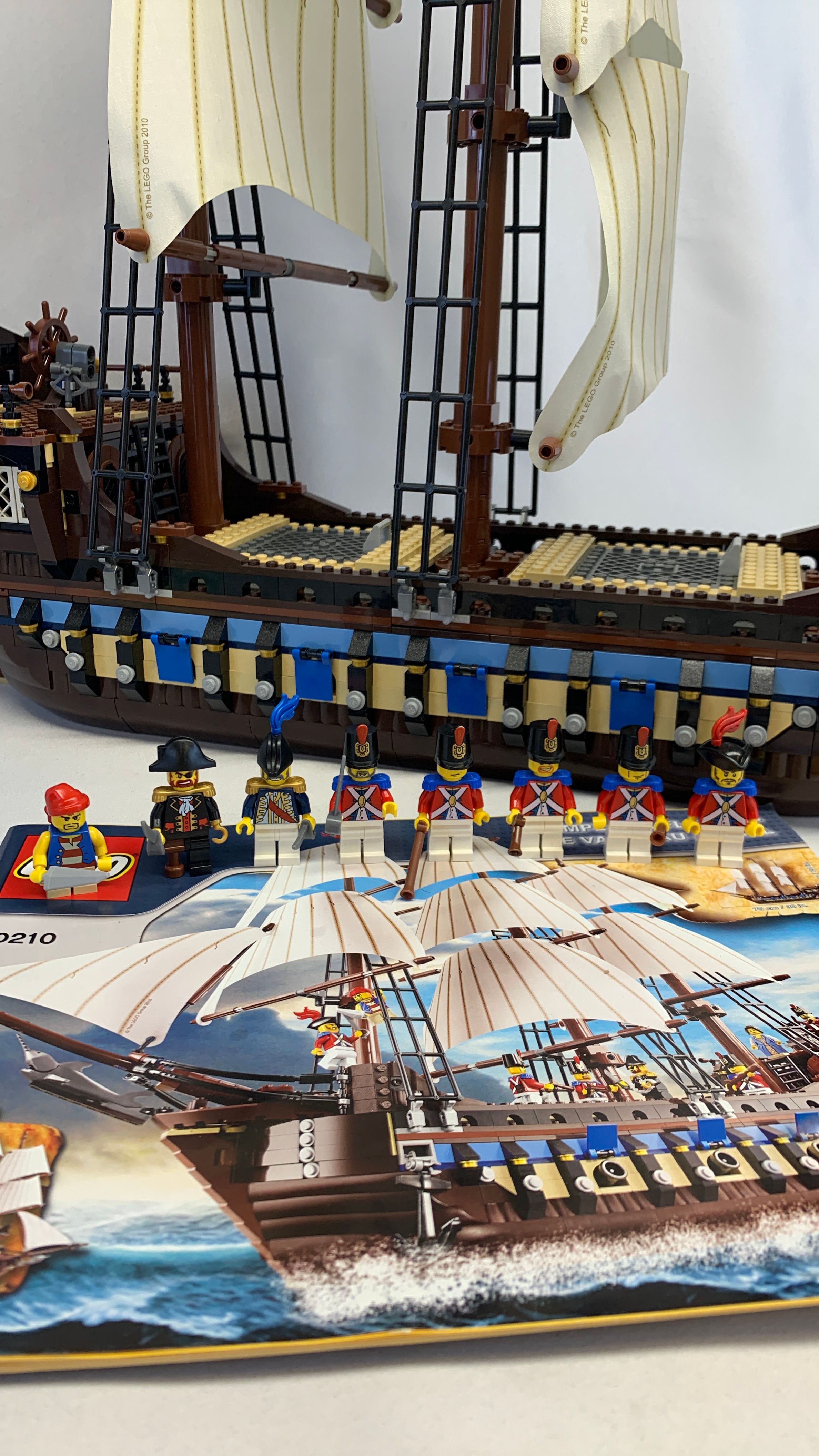 Lego 10210 Pirates Imperial Flagship 2010 (used) Incomplete Missing Capt’s Daughter view 9