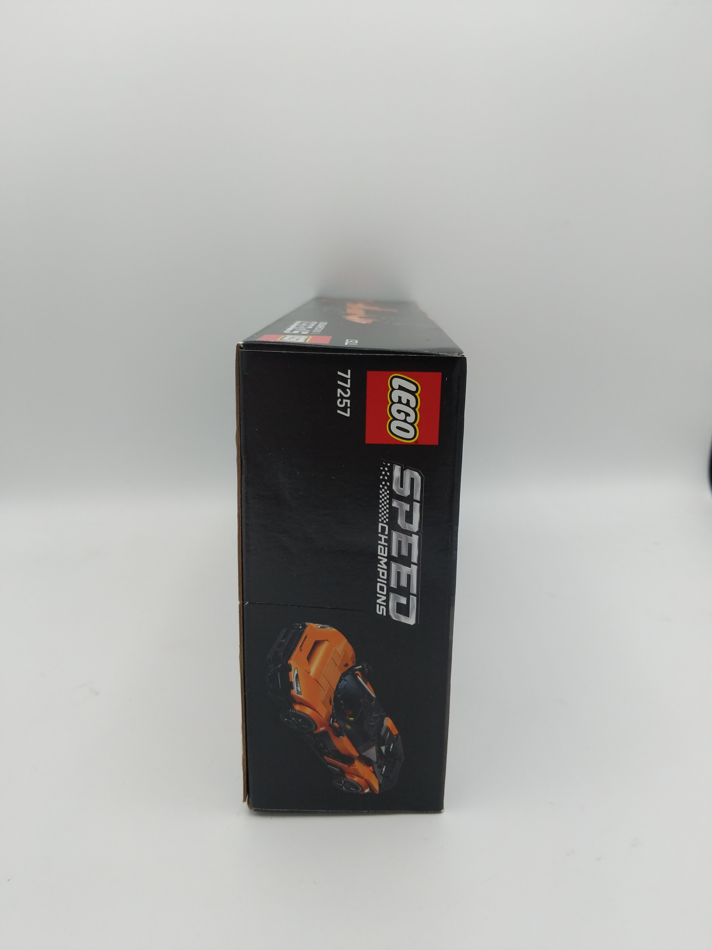 Lego 77257 Speed Champions McLaren W1 2026 view 3
