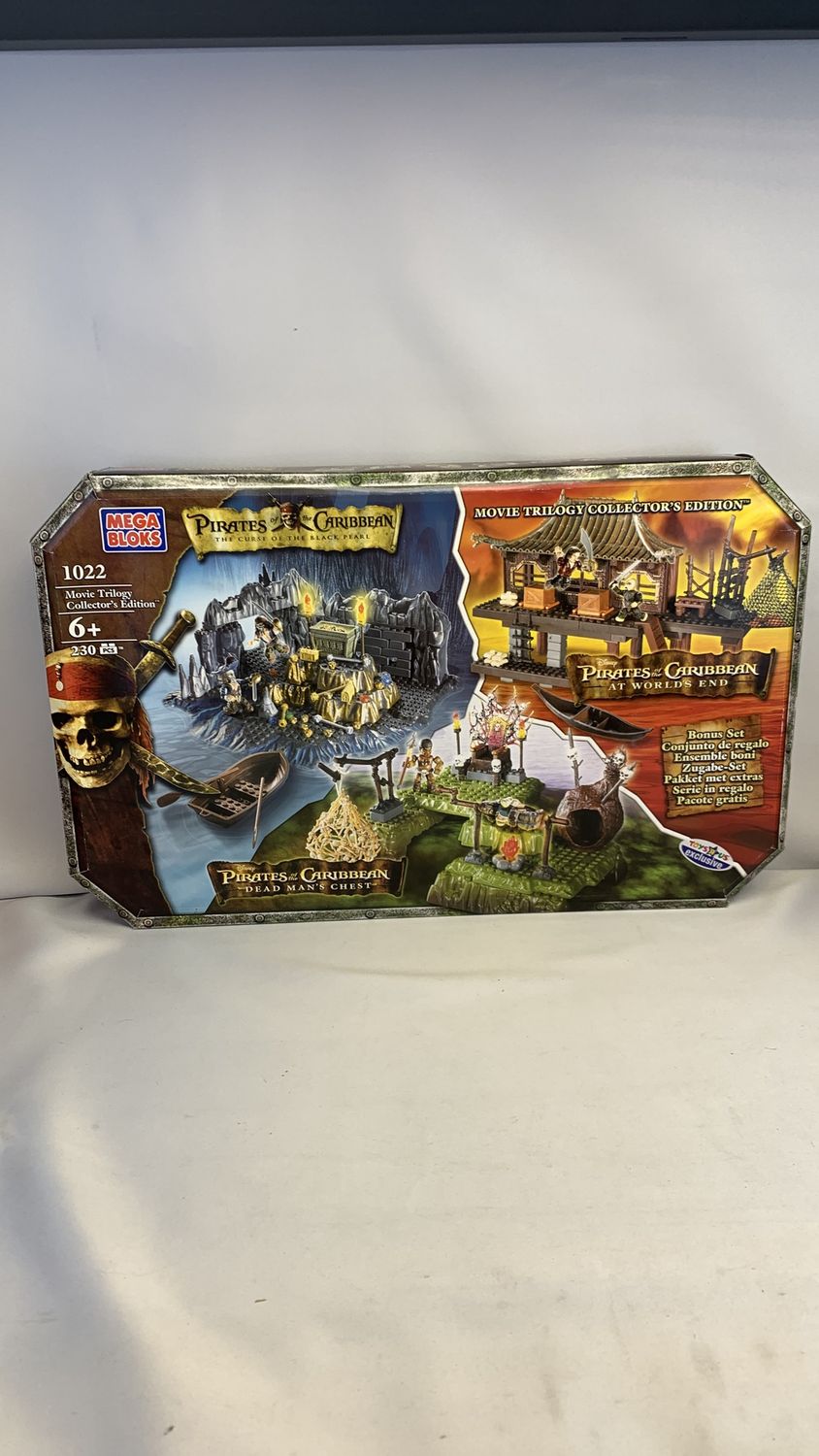 Mega Bloks 1022 Pirates of the Caribbean Movie Trilogy Collectors Edition 2006