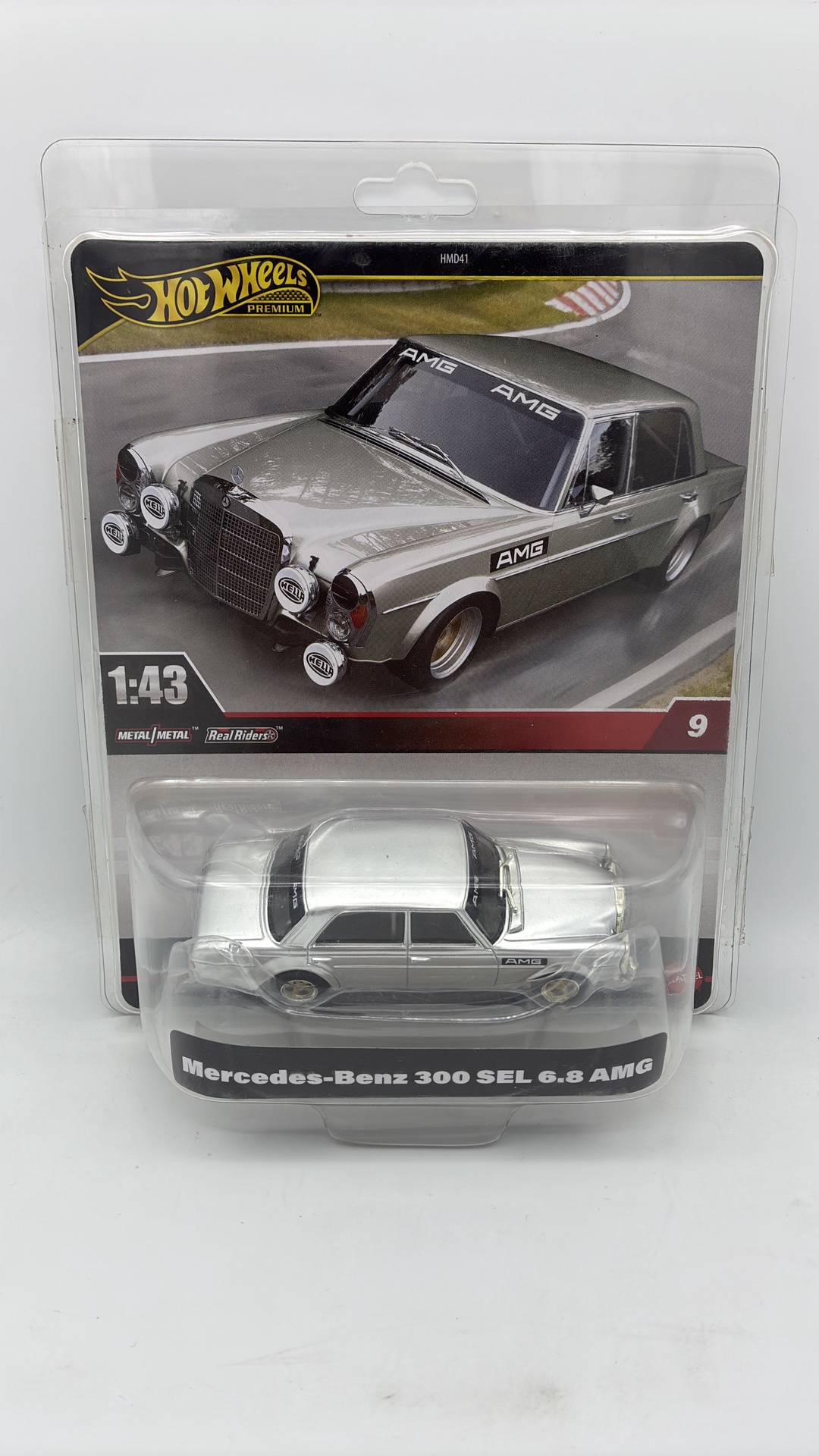 Hot Wheels 2024 Premium Mercedes-Benz 300 SEL 6.8 AMG #9 1:43