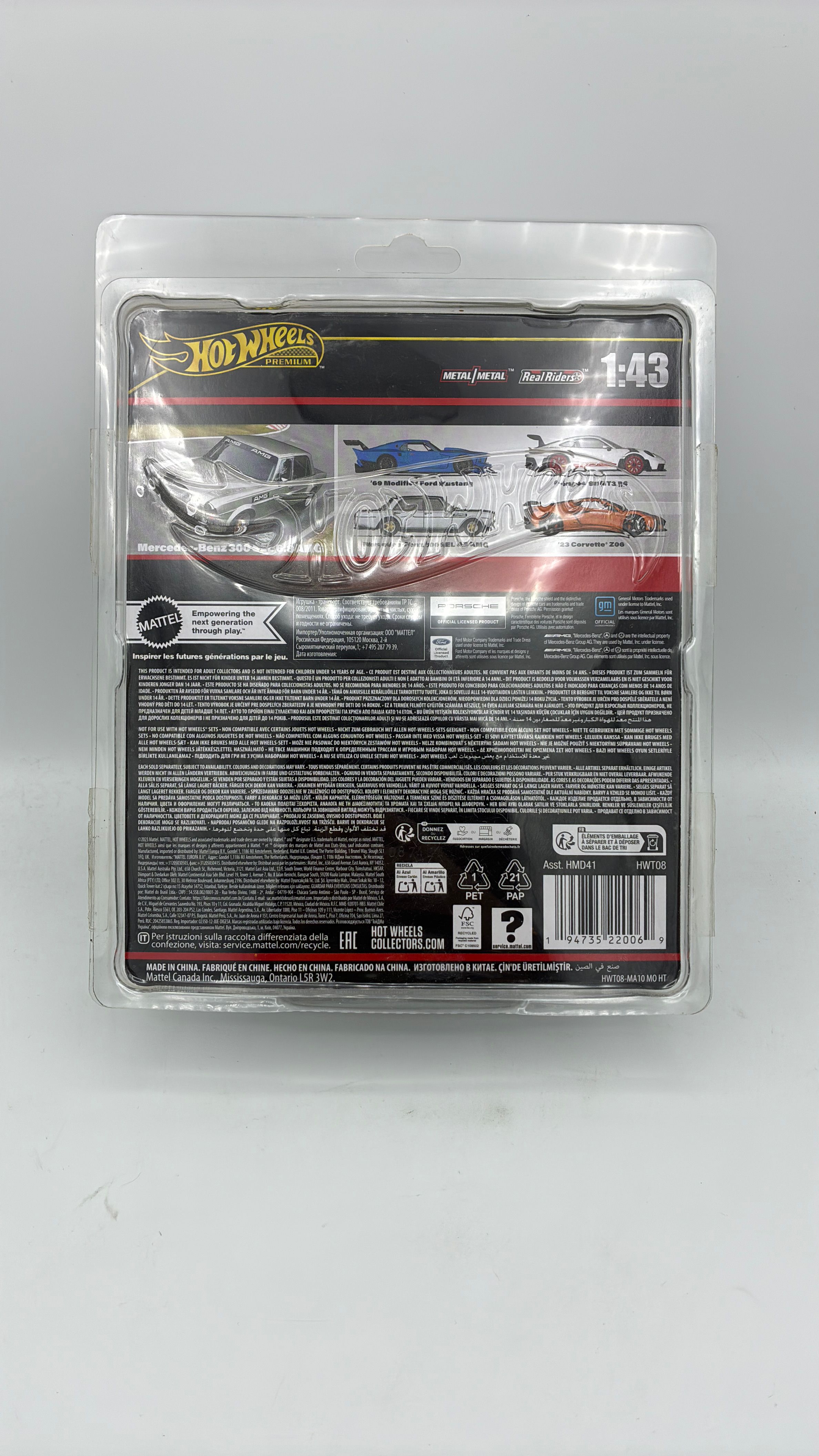 Hot Wheels 2024 Premium Mercedes-Benz 300 SEL 6.8 AMG #9 1:43 view 2