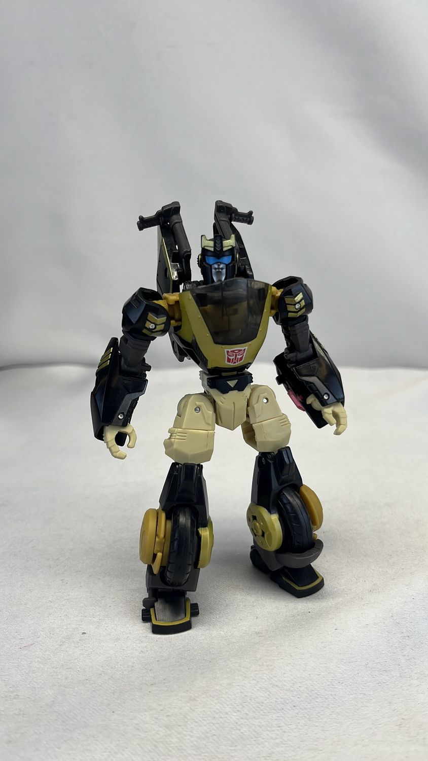 Hasbro Transformers Legacy Evolution Animated Universe Prowl Figure 2023 (used)