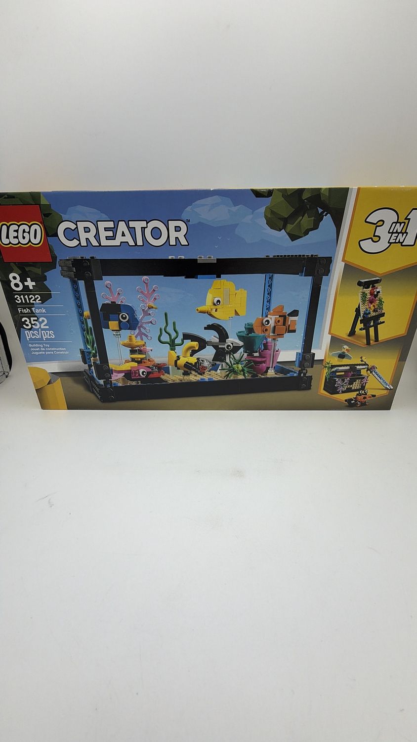 Lego 31122 Creator 3-in-1 Fish Tank 2021 (Damaged Box)