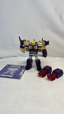 Hasbro Transformers Legacy Blitzwing Figure 2022 (used)