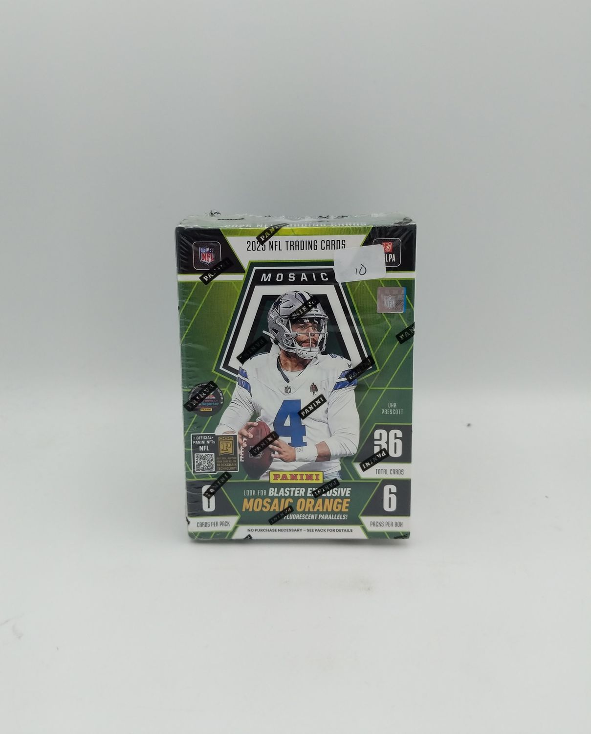 Panini NFL Mosaic Football Trading Card Blaster Box  2025