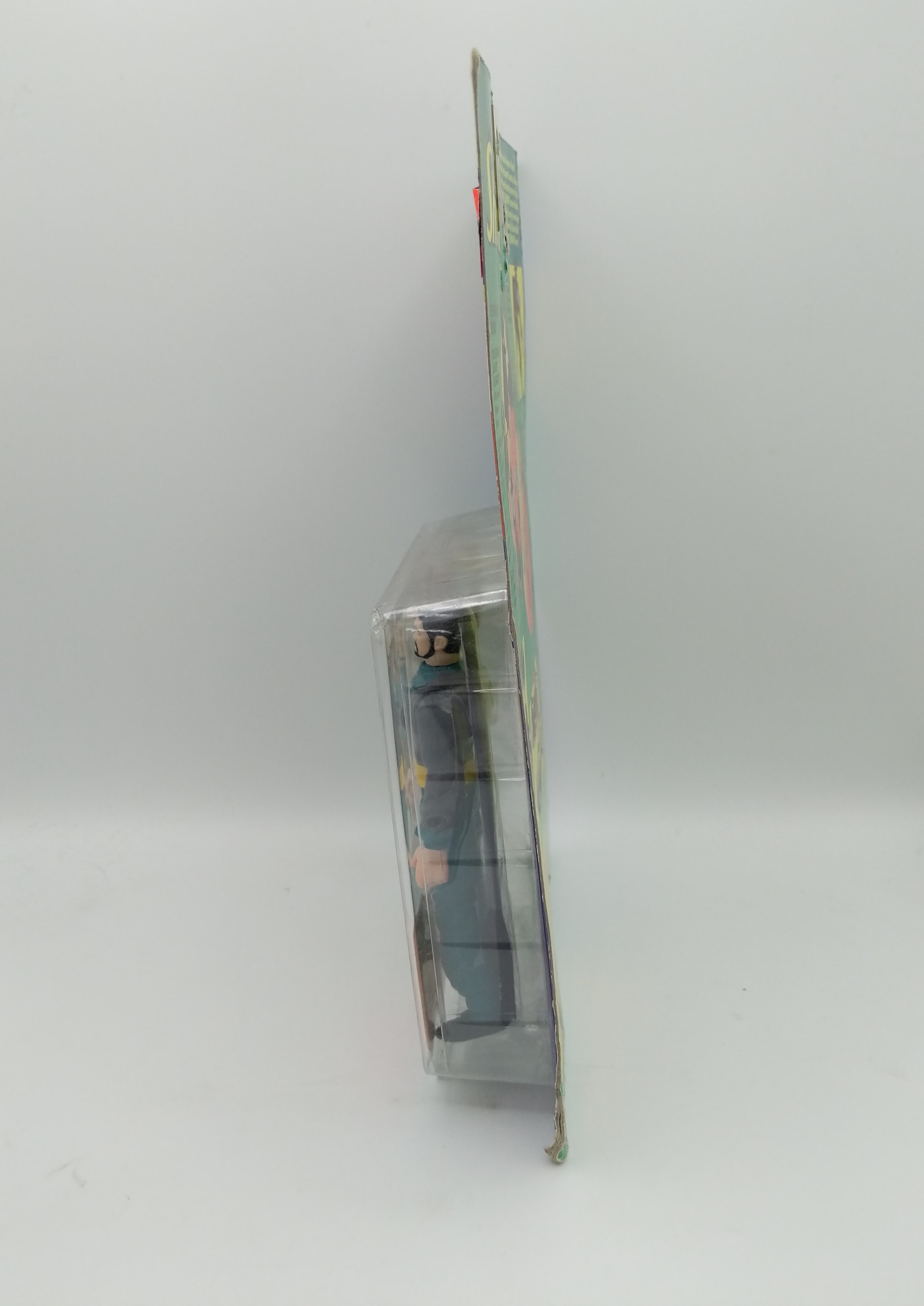 Kenner The Shadow Shiwan Khan Vintage Figure 1994 view 4
