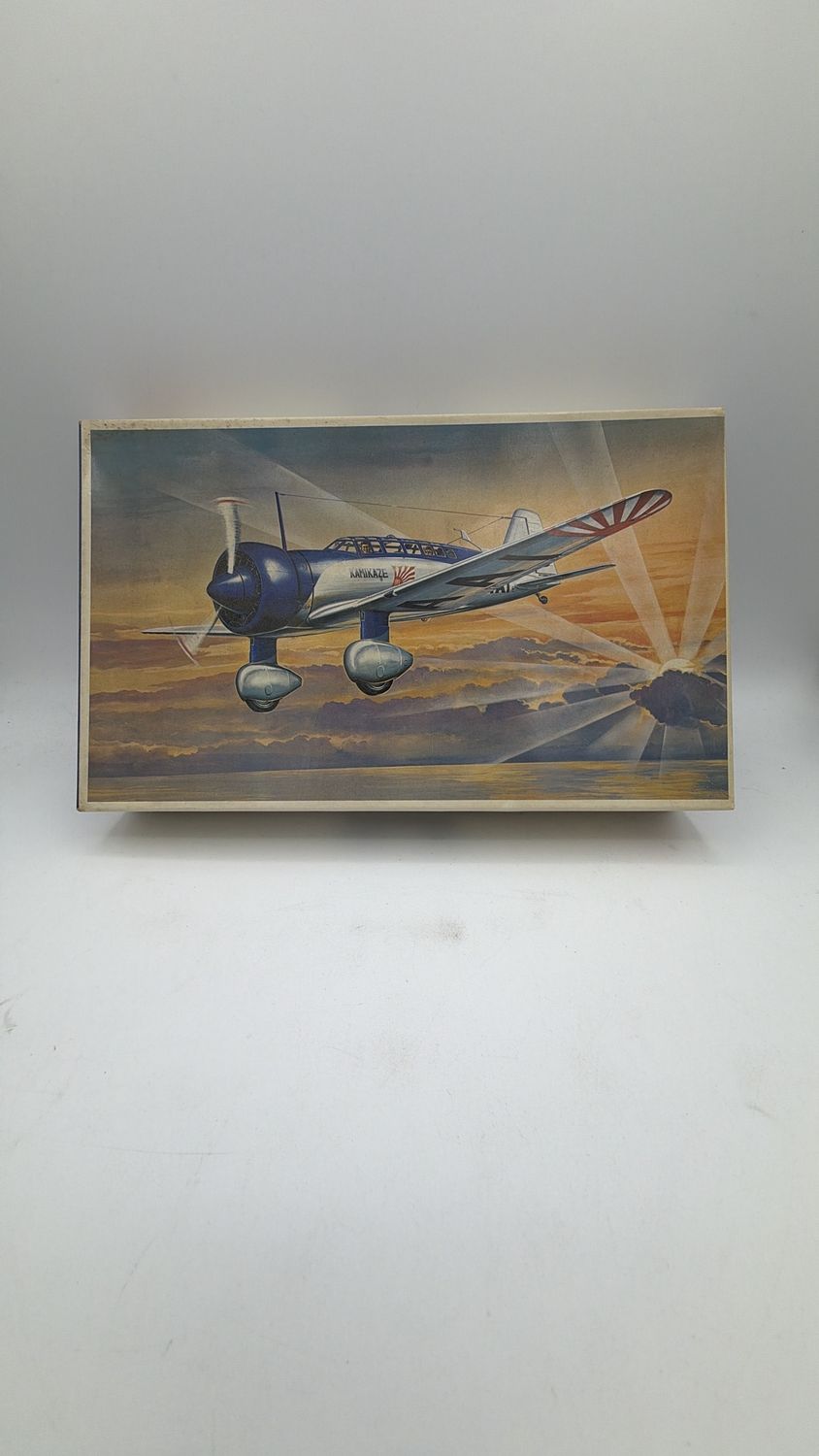 Model Plane Mania 1:72 Kamikaze