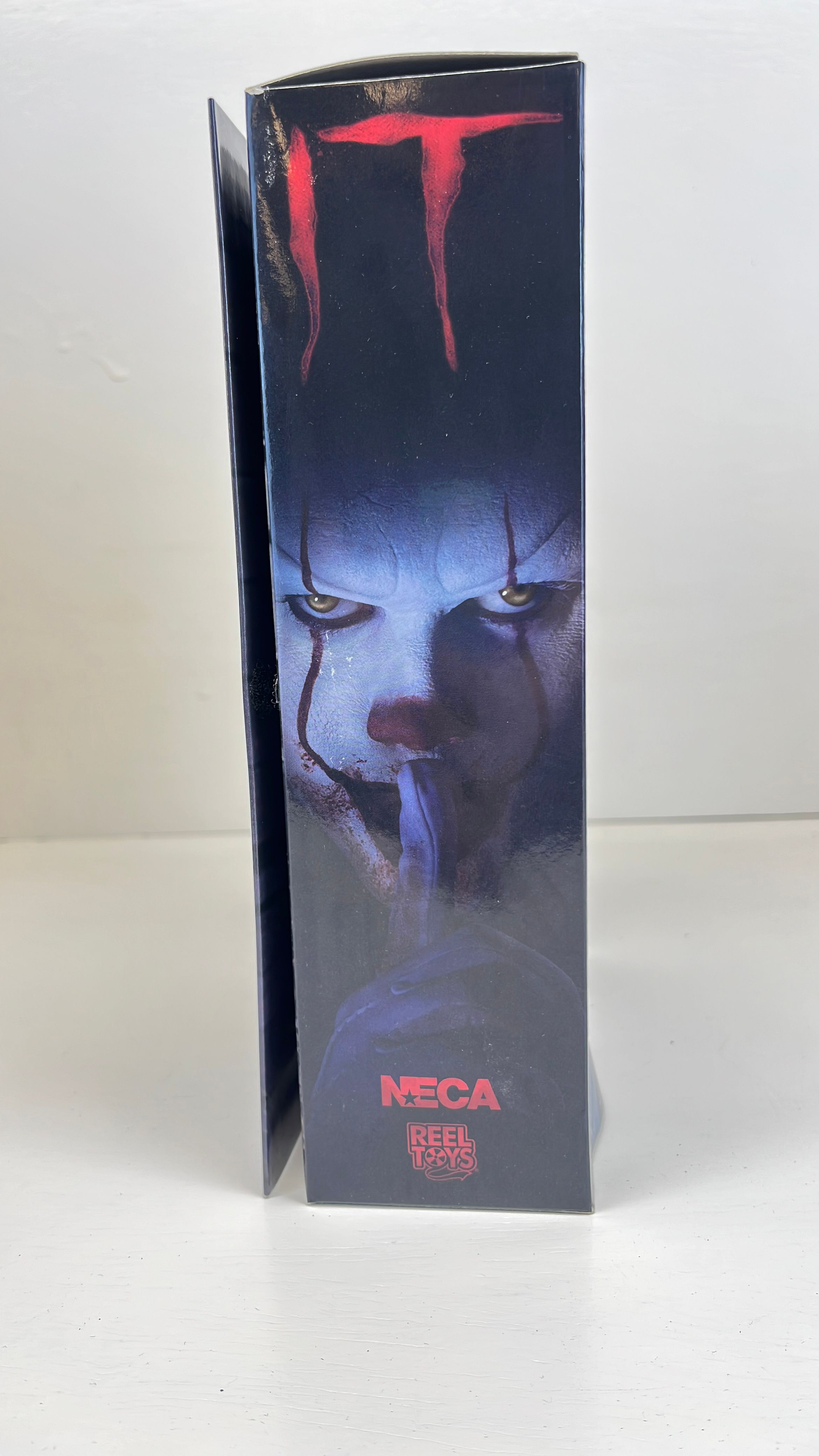 Neca IT Pennywise (You’ll Float Too) Figure 2017 view 3