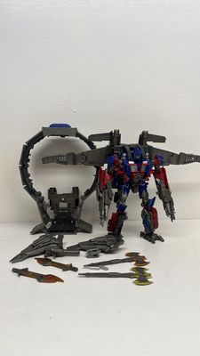 Hasbro Transformers Studio Series 44 Optimus Prime 2019 (used) Incomplete With Upgrade Kit