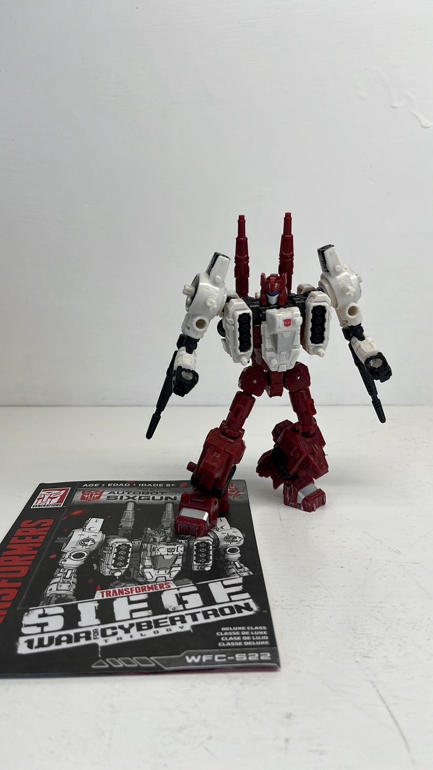 Hasbro Transformers War For Cybertron Siege Sixgun Figure 2019 (used)