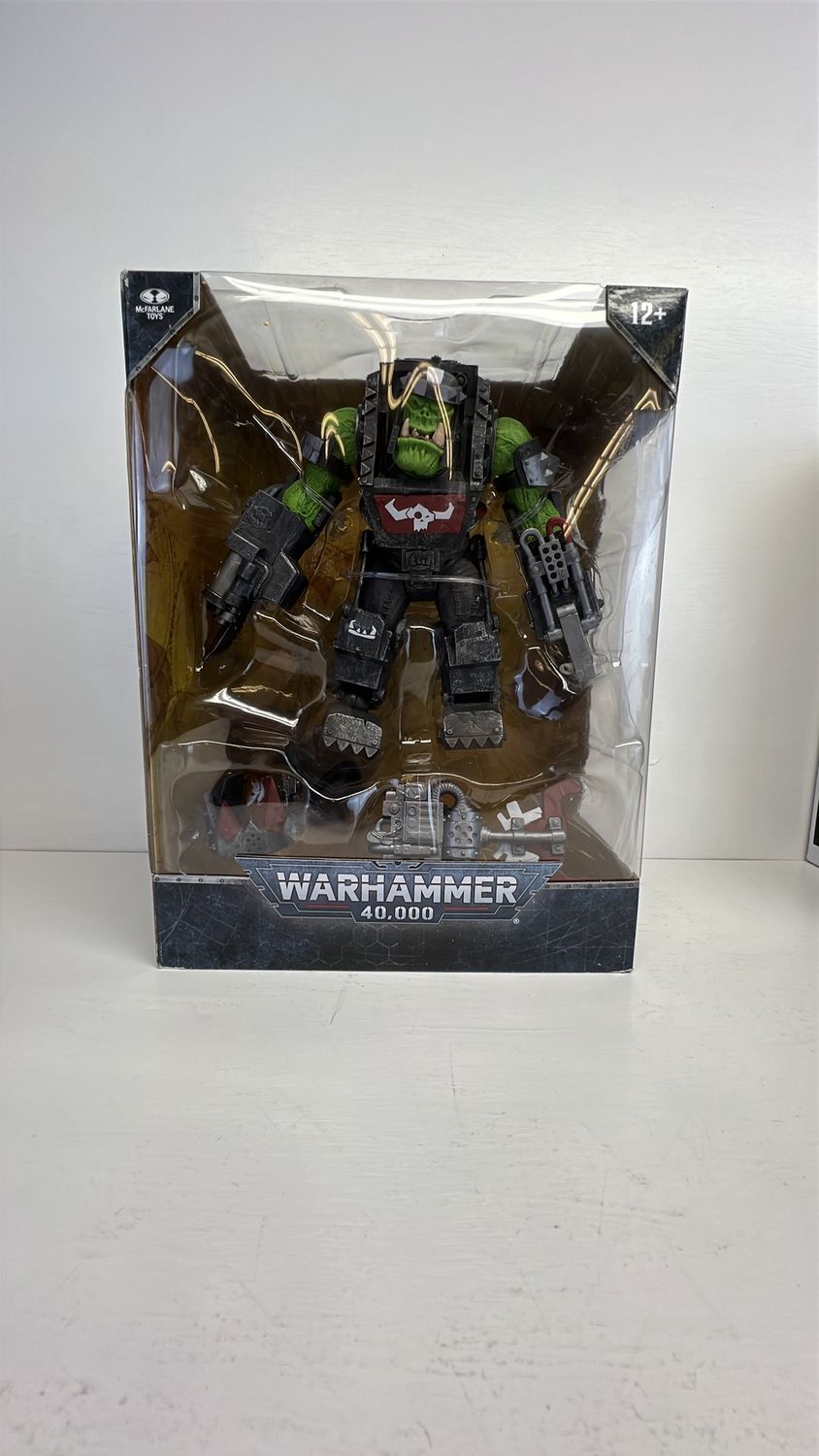 McFarlane Toys Warhammer 40000 40K Figure Ork Meganob with Shoota