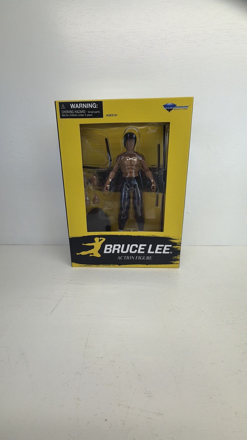 Diamond Select Toys Bruce Lee 80th Anniversary Figure Walgreens Exclusive