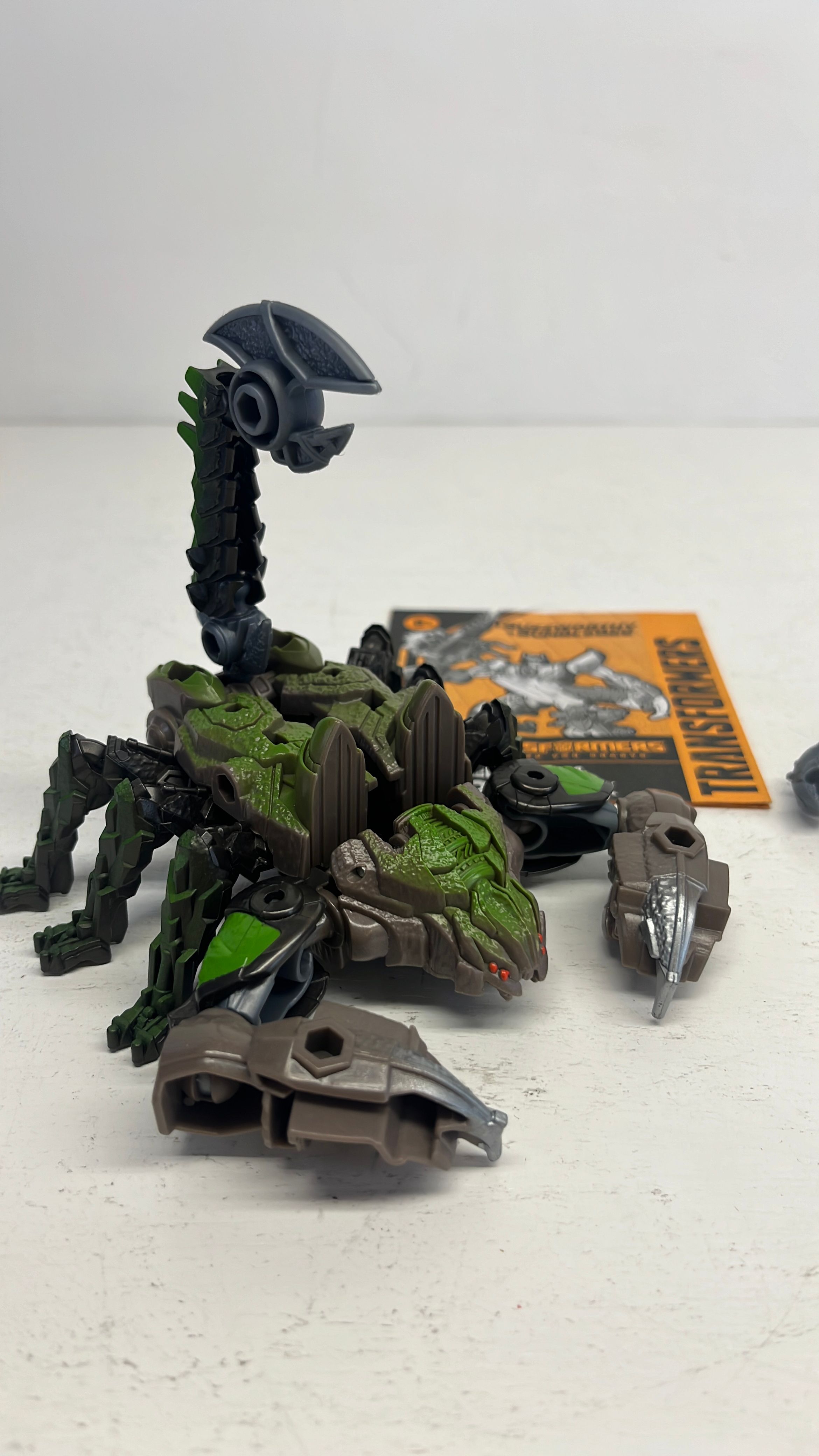 Hasbro Transformers ROTB Scorponok Figure 2024 (used) view 3