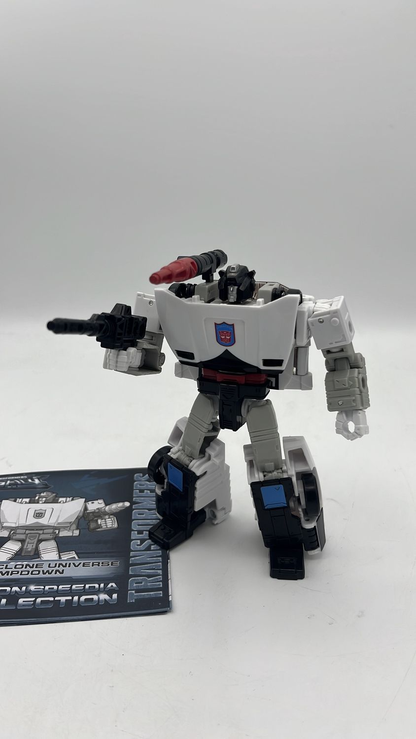 Hasbro Transformers Legacy Clampdown Figure 2022 (used)