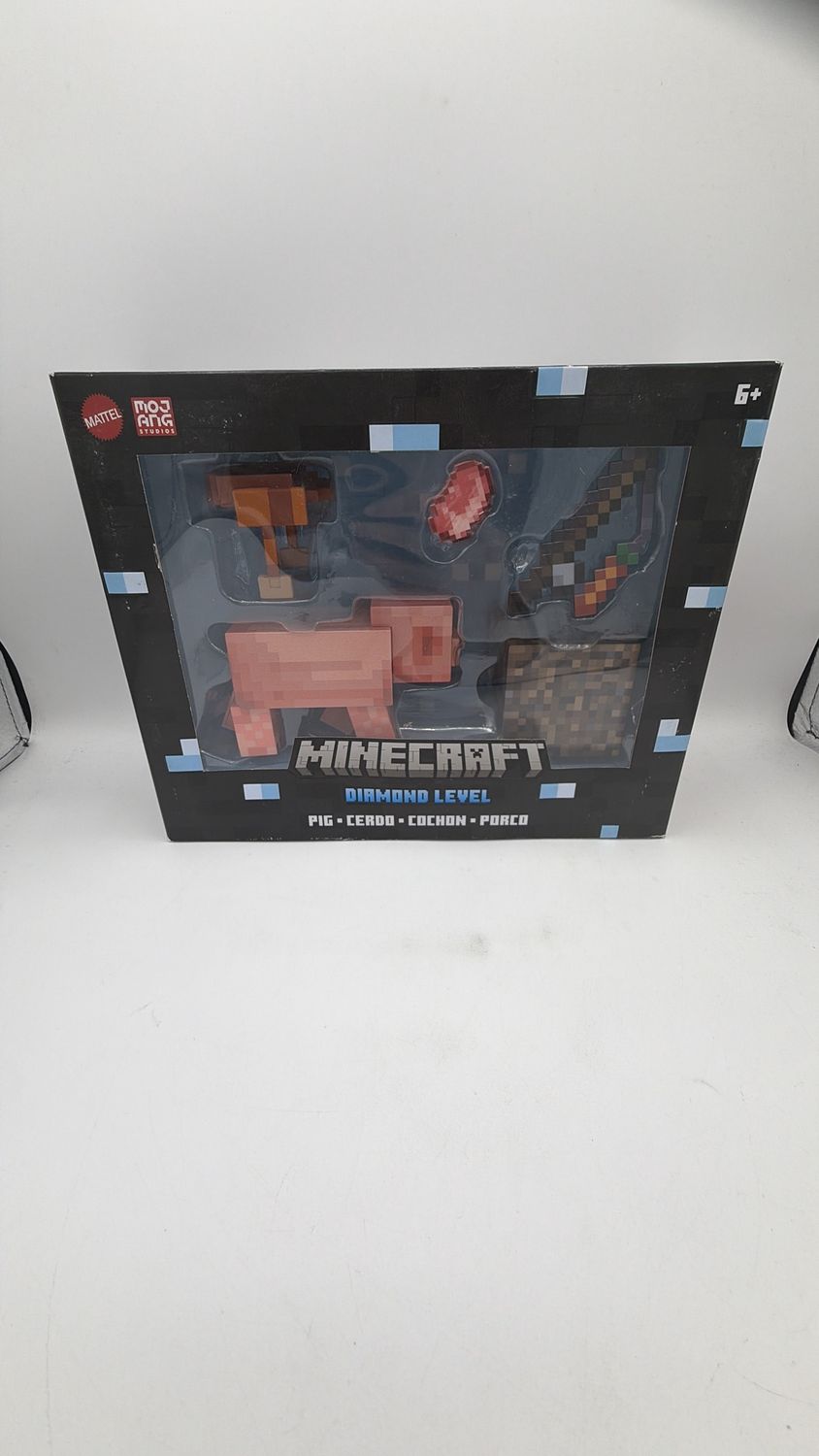 Mattel Mojang Minecraft Diamond Level Figure Set