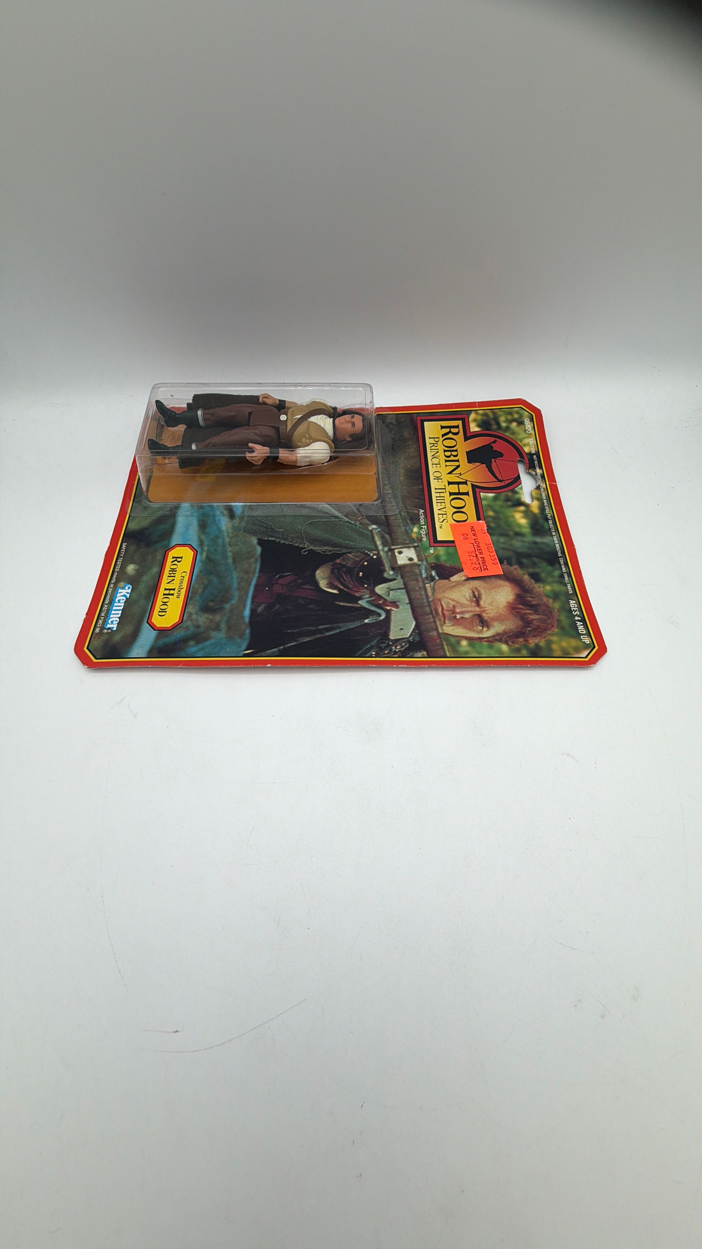 Kenner 1991 Vintage Robin Hood CROSSBOW ROBIN Figure view 2