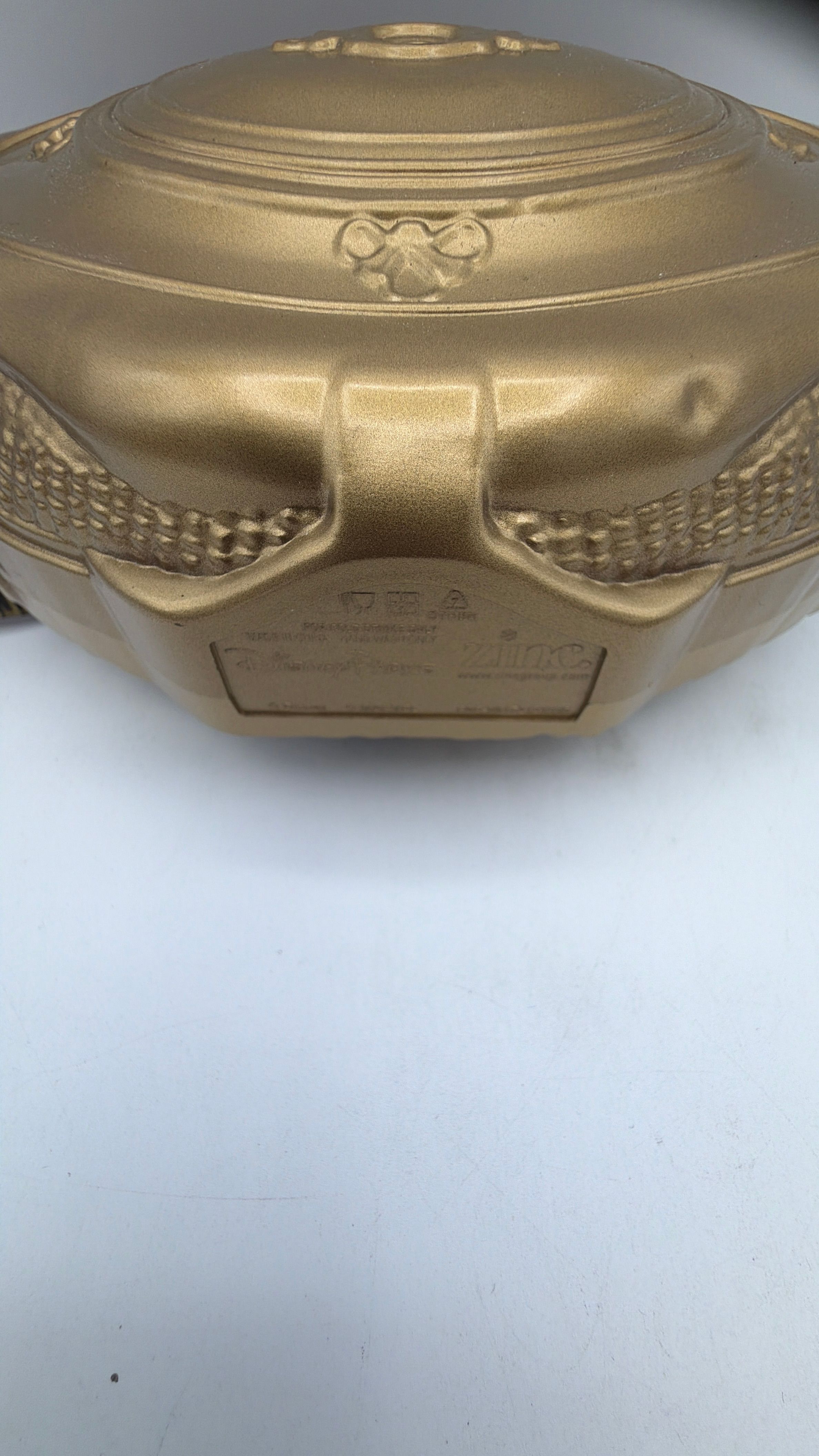 Marvel Disneyland Avengers Campus Dr Strange Light up Eye of Agamotto Sipper view 2