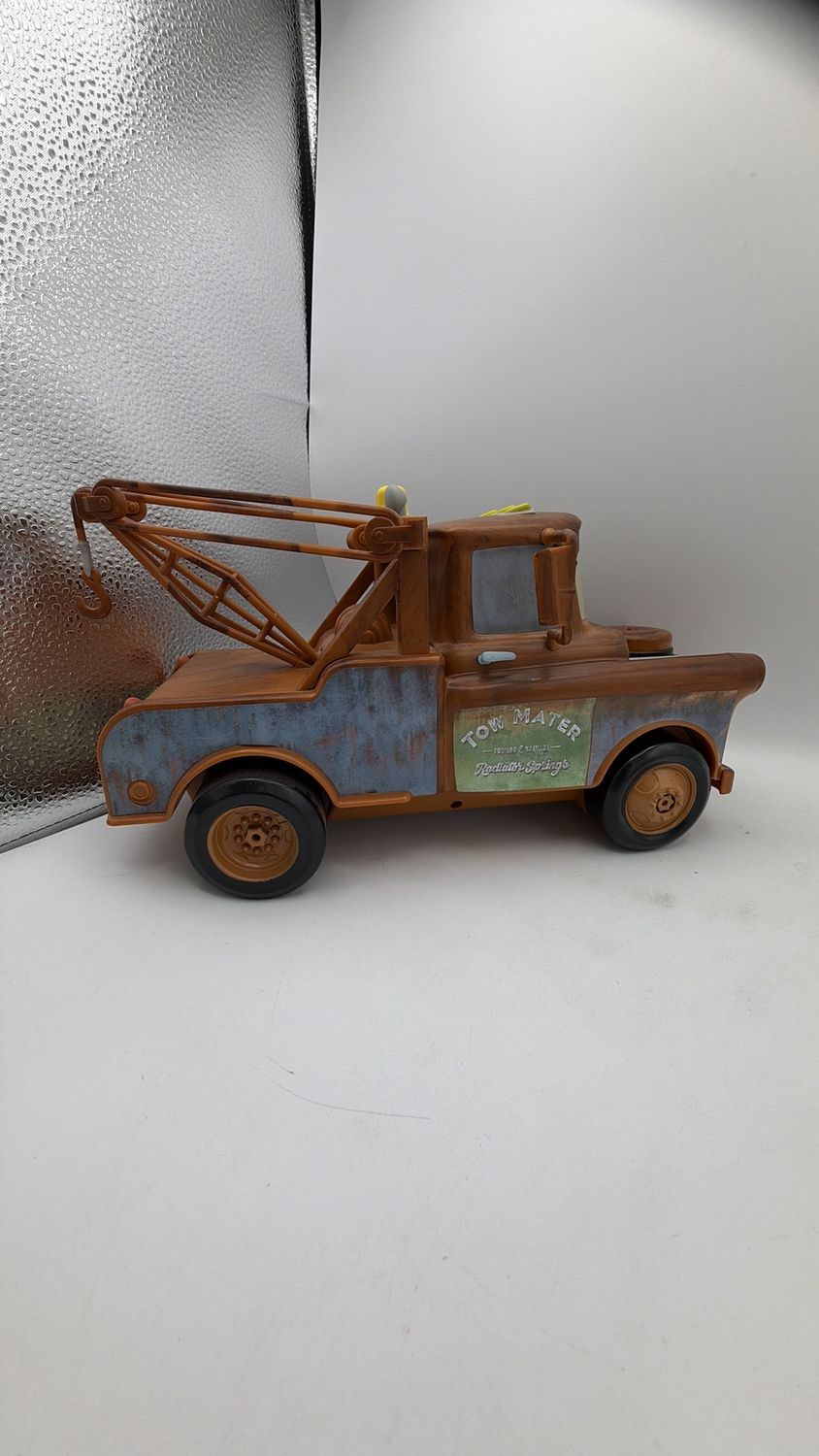 Disney Tow Mater Popcorn Bucket Cars Land Truck Disneyland Park