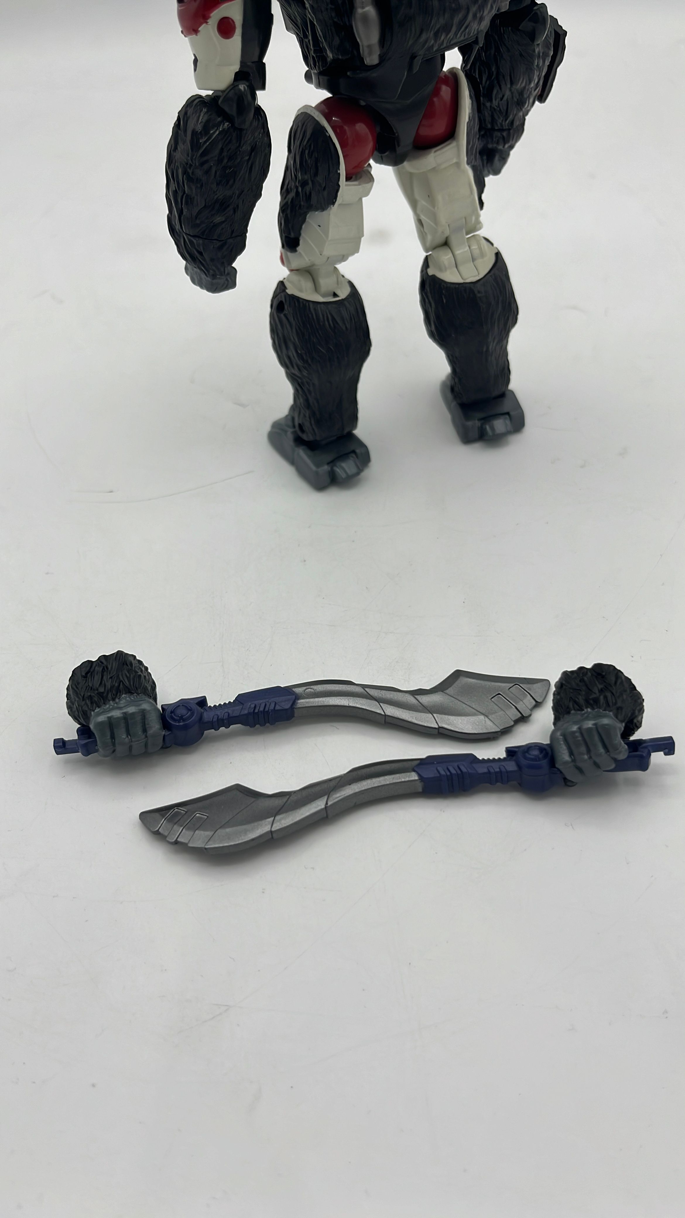 Hasbro Transformers R.E.D. Optimus Primal Figure 2021 (used) view 4