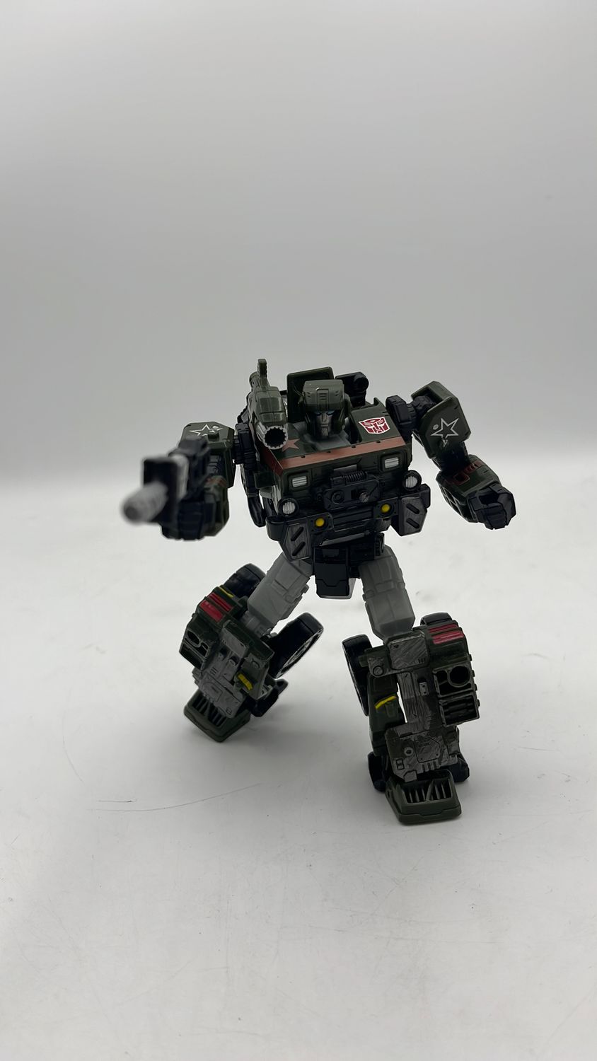 Hasbro Transformers War for Cybertron Siege Hound Figure 2019 (used) Incomplete