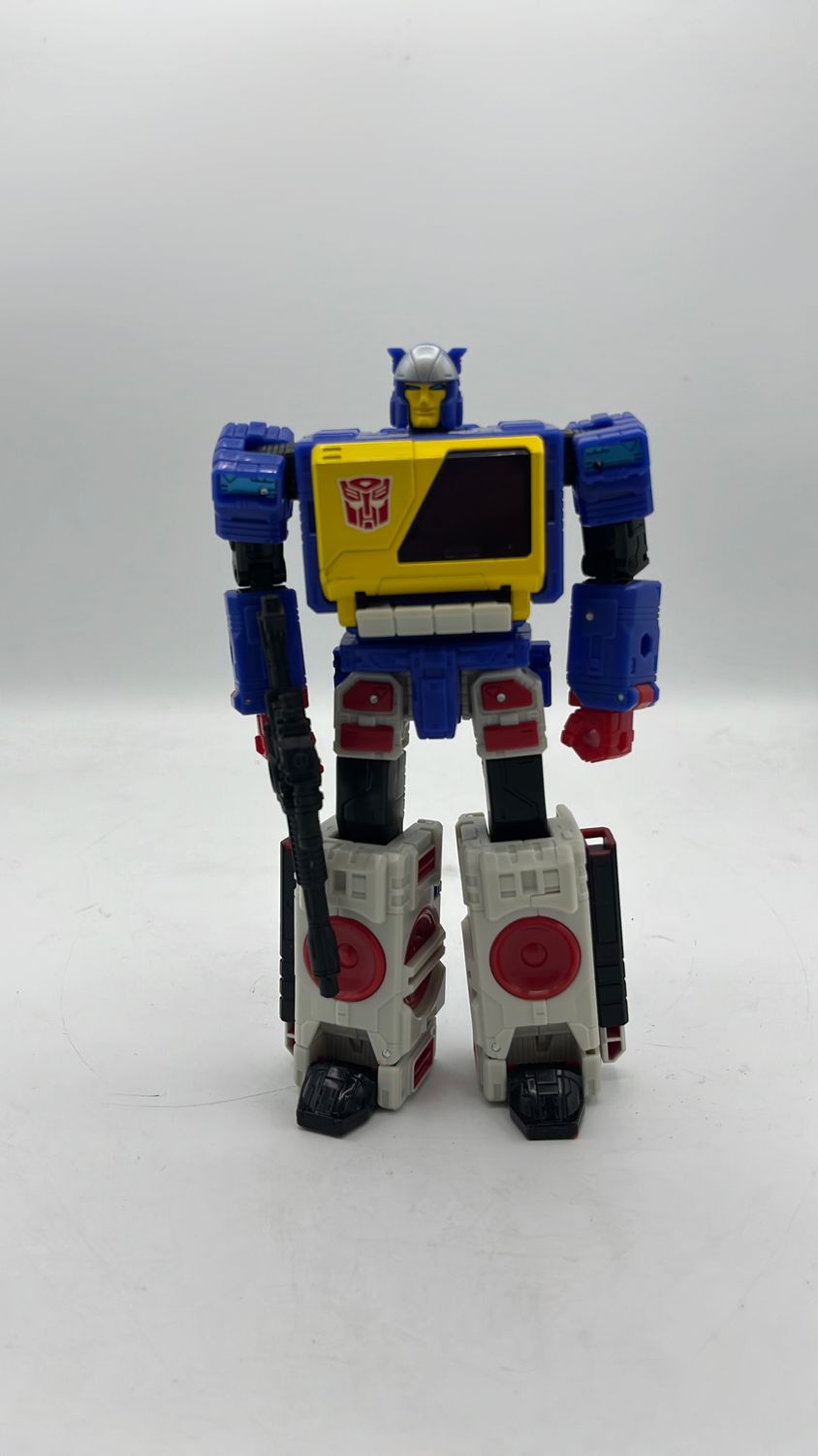 Hasbro Transformers Legacy Evolution Twincast Figure 2023 (used) Incomplete