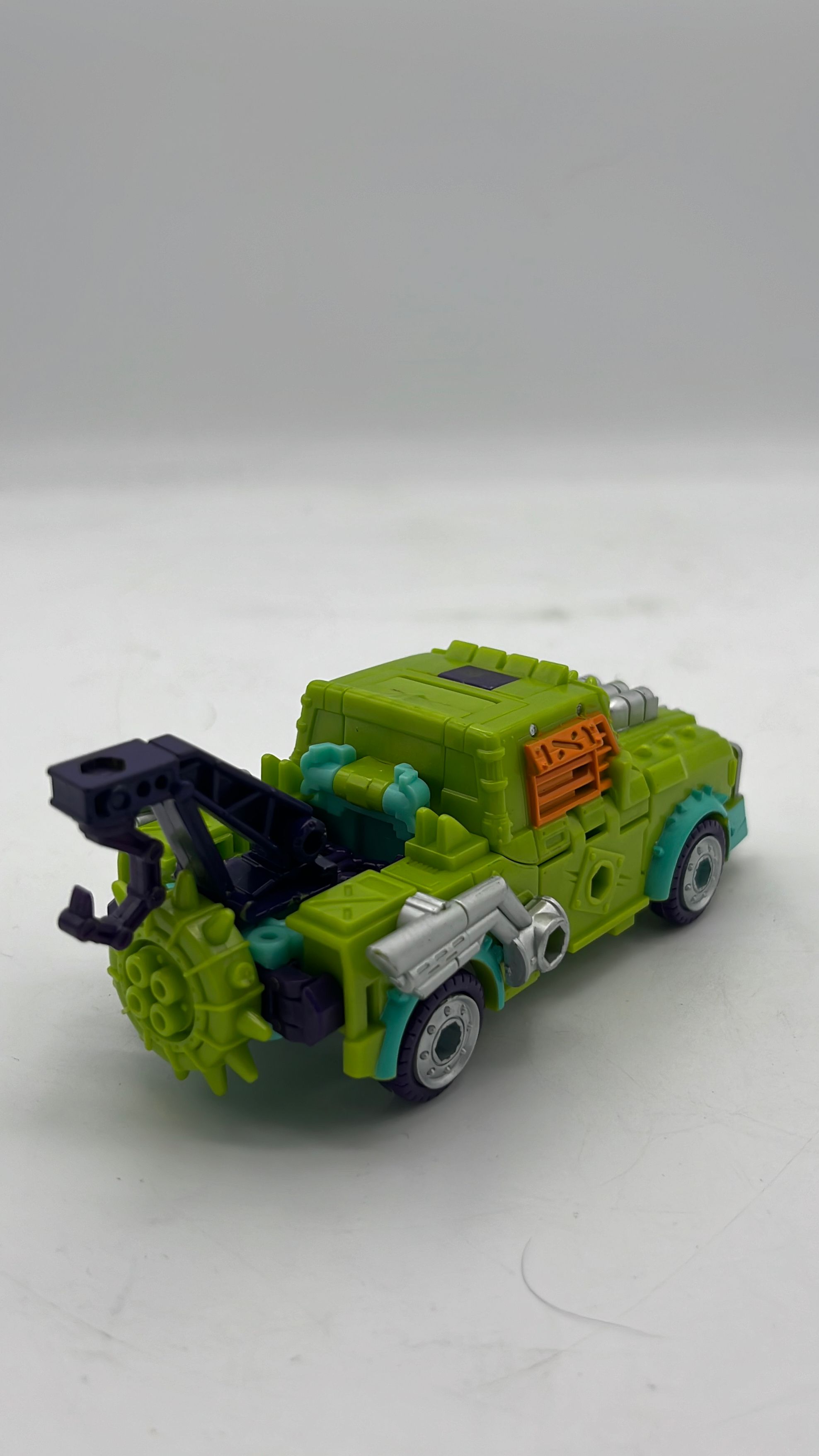 Hasbro Transformers Legacy Evolution Towline Figure 2023 (used) view 4