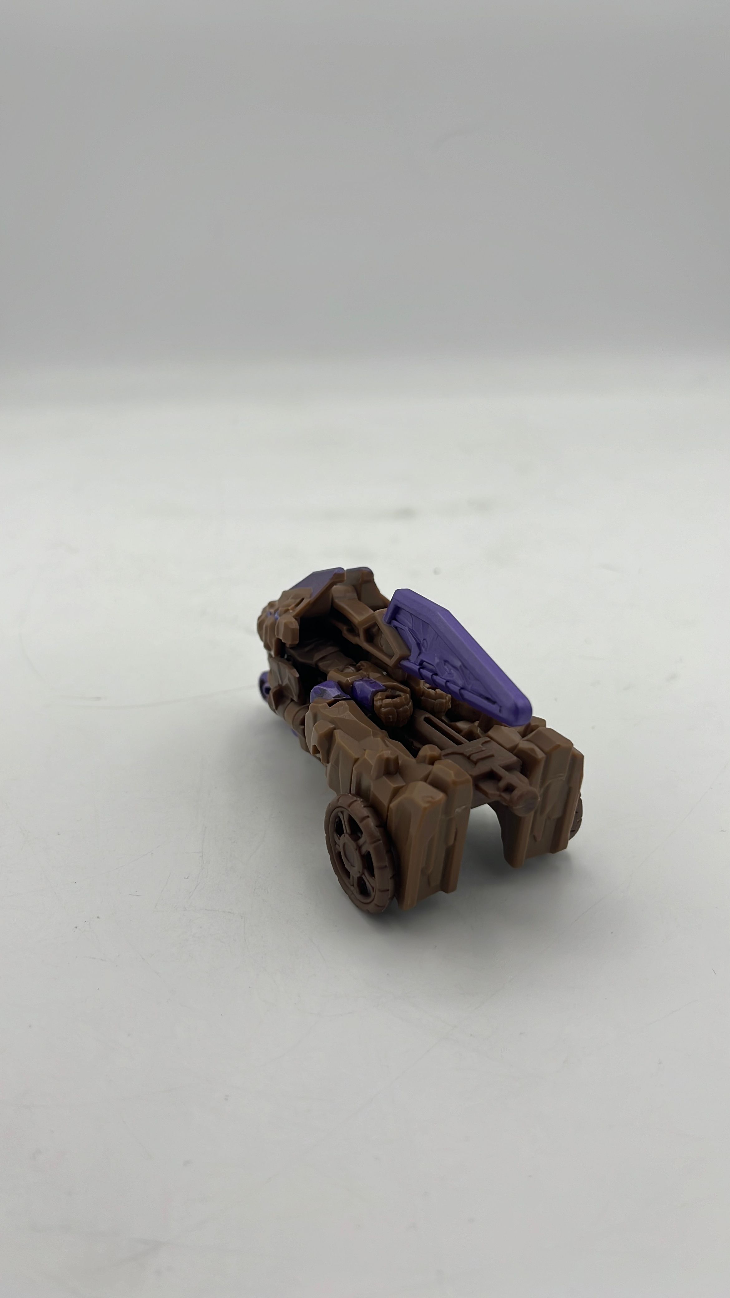 Hasbro Transformers Legacy United Geocron Figure 2024 (used) view 3