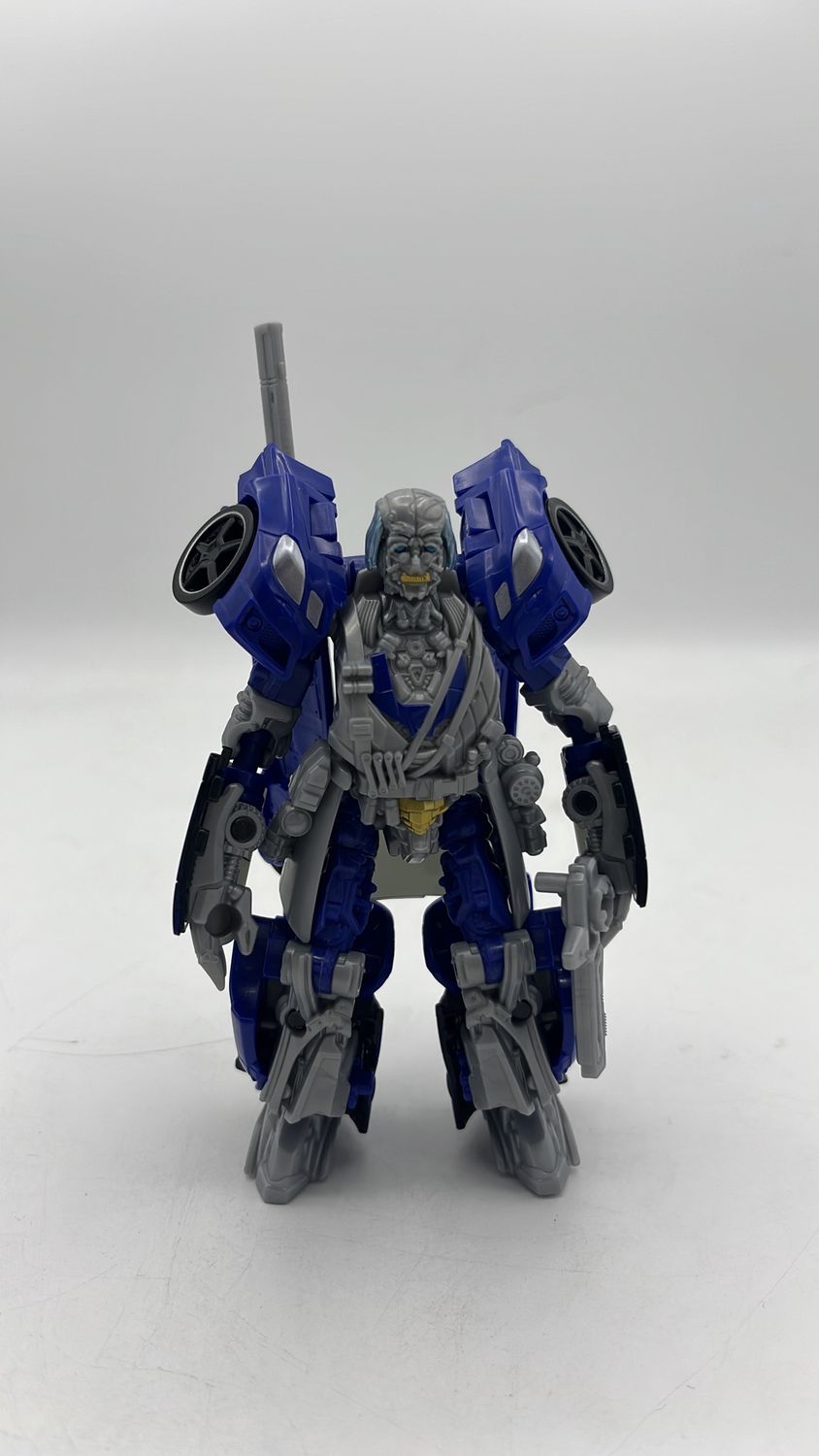 Hasbro Transformers Studio Series Wheeljack (Que) Figure 2025 (used)