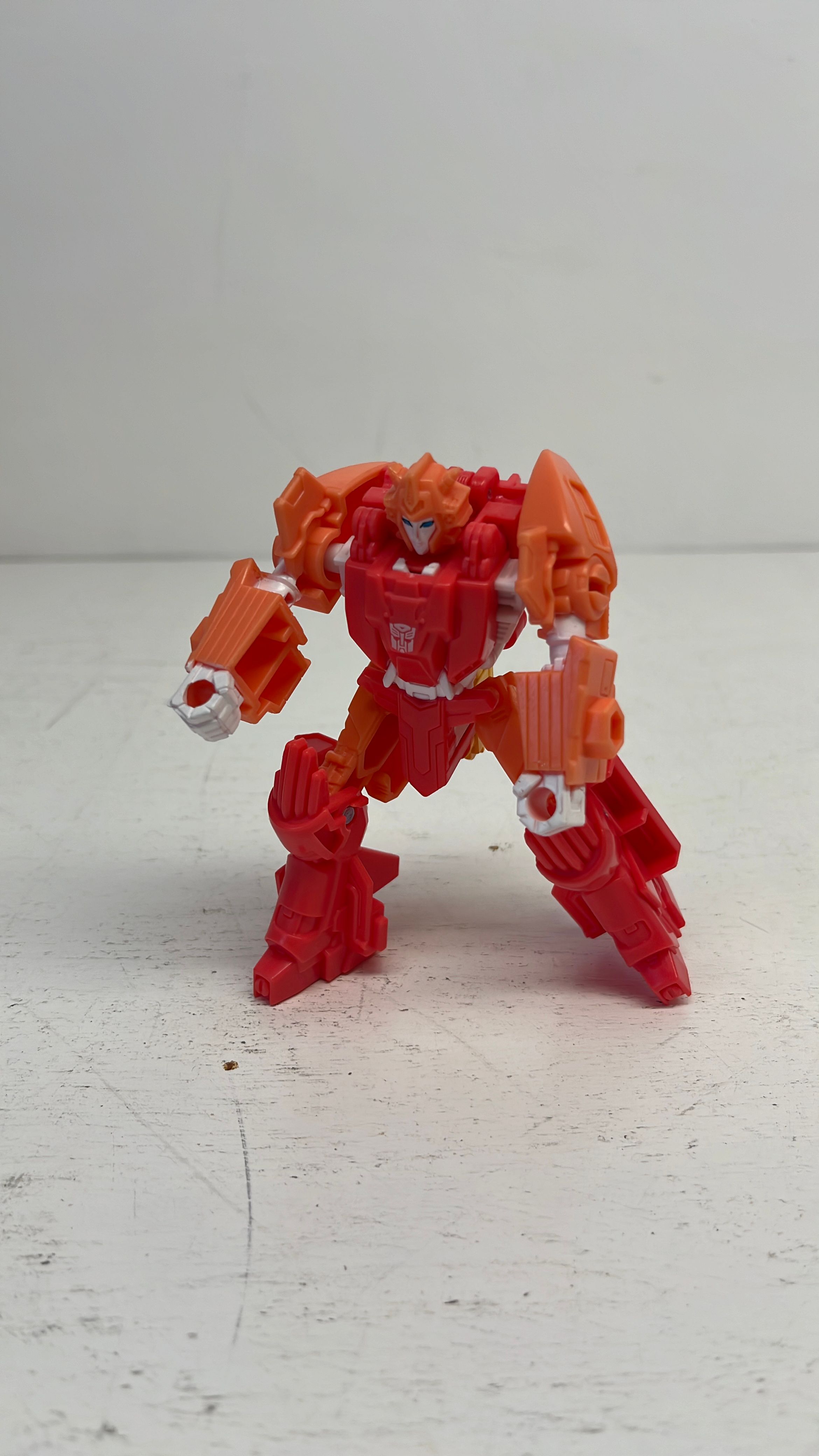 Hasbro Transformers Cyberworld Elita-1 Figure 2025 (used) view 5
