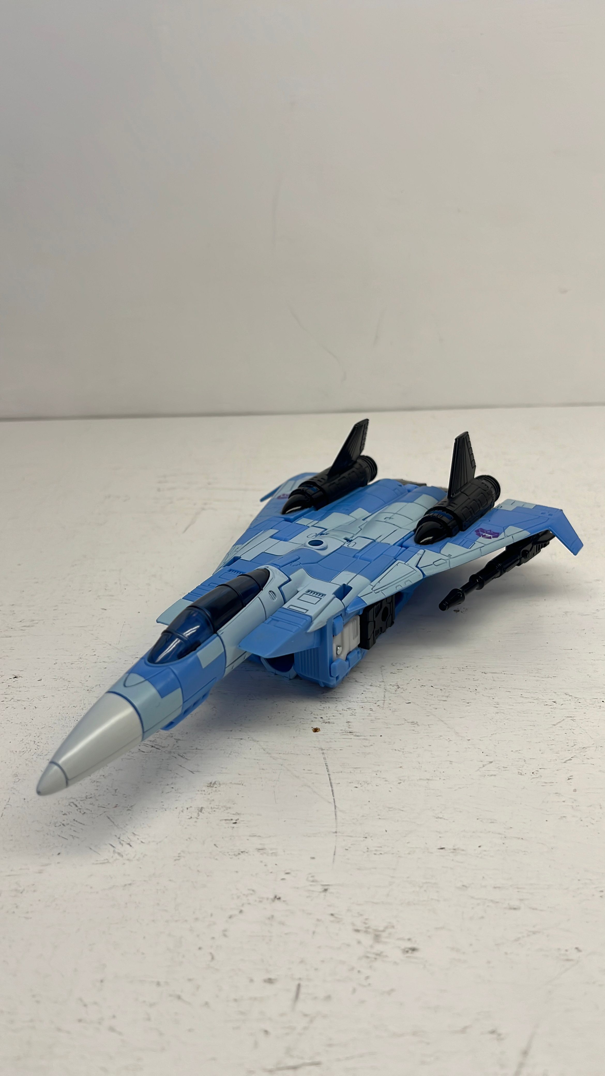 Hasbro Transformers Legacy Evolution Cloudcover Figure 2023 (used) view 3