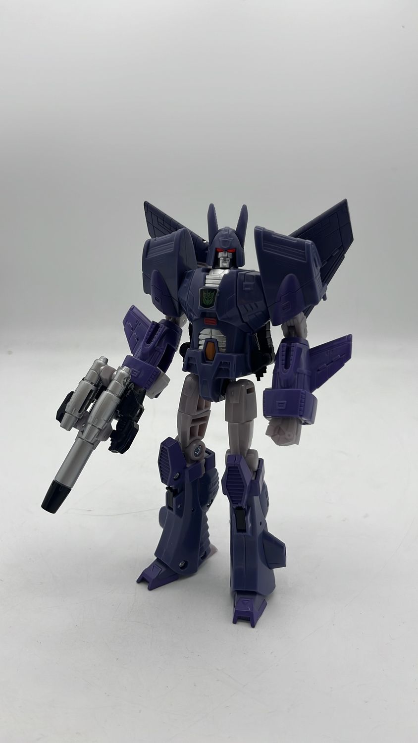 Hasbro Transformers Reveal The Shield Cyclonus Figure 2010 (used)