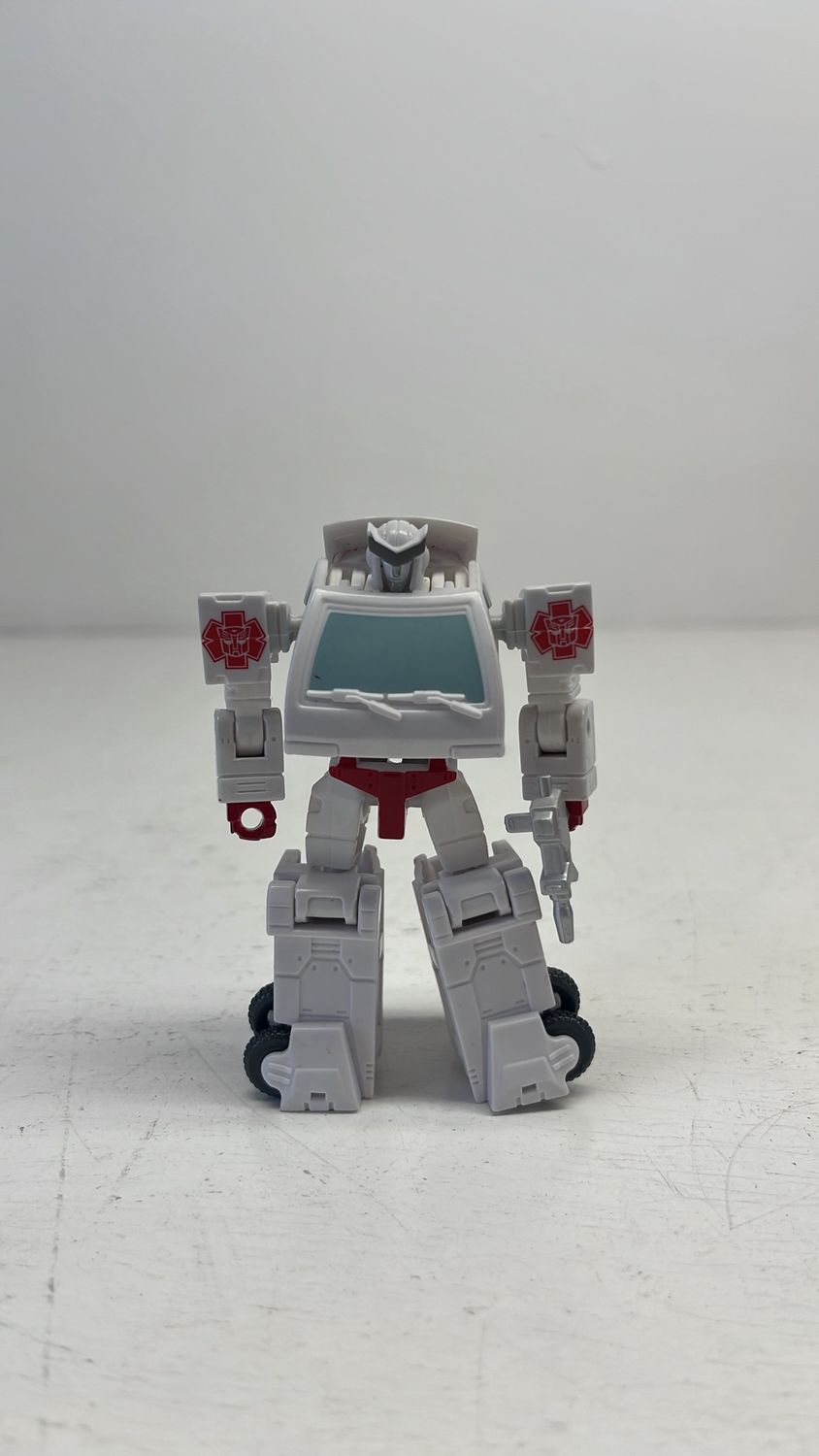Hasbro Transformers Studio Series 86 Core Class Ratchet Figure 2022 (used) Incomplete