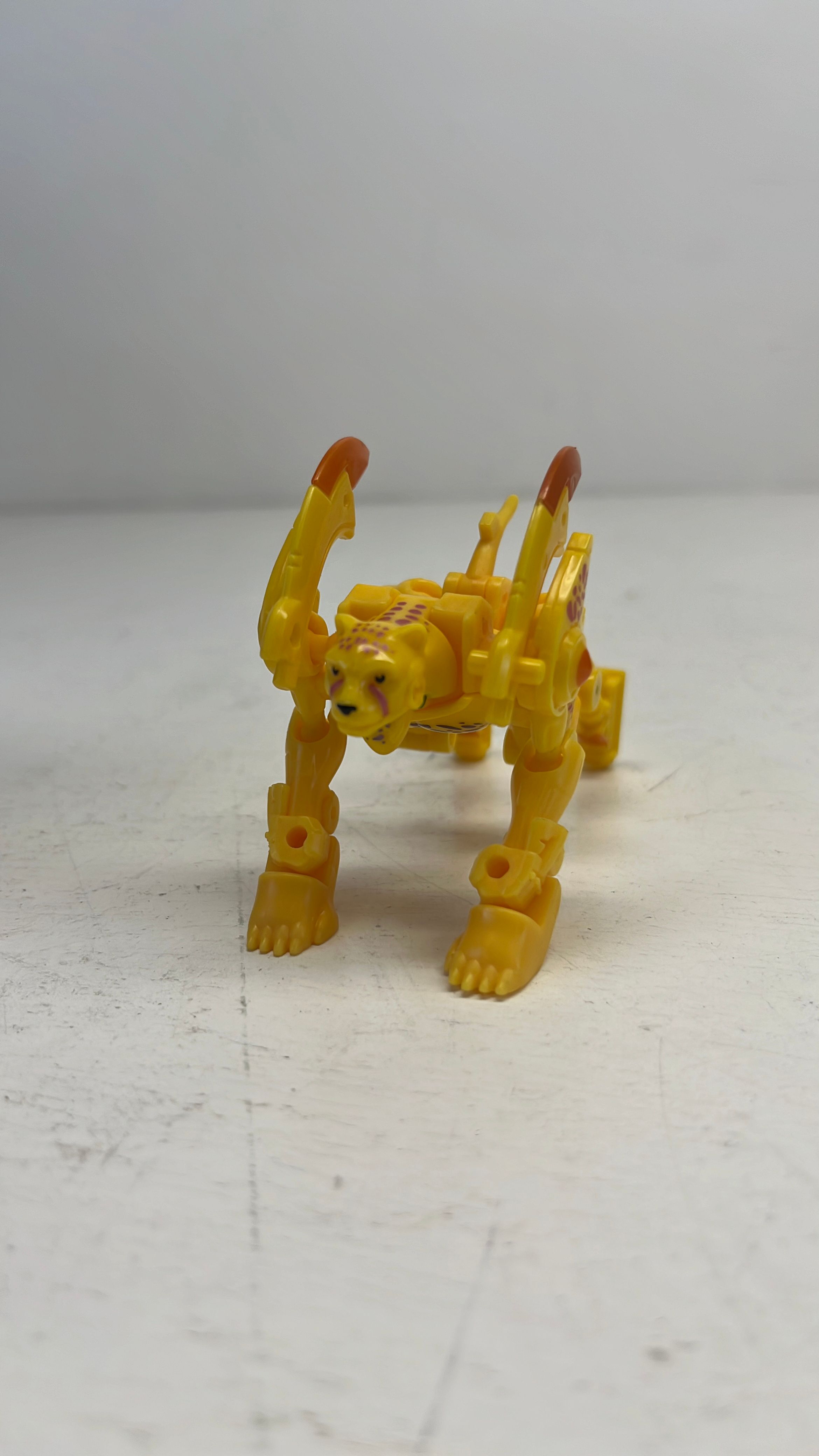 Hasbro Transformers Legacy United Beast Machines Cheetor Figure 2024 (used) view 4