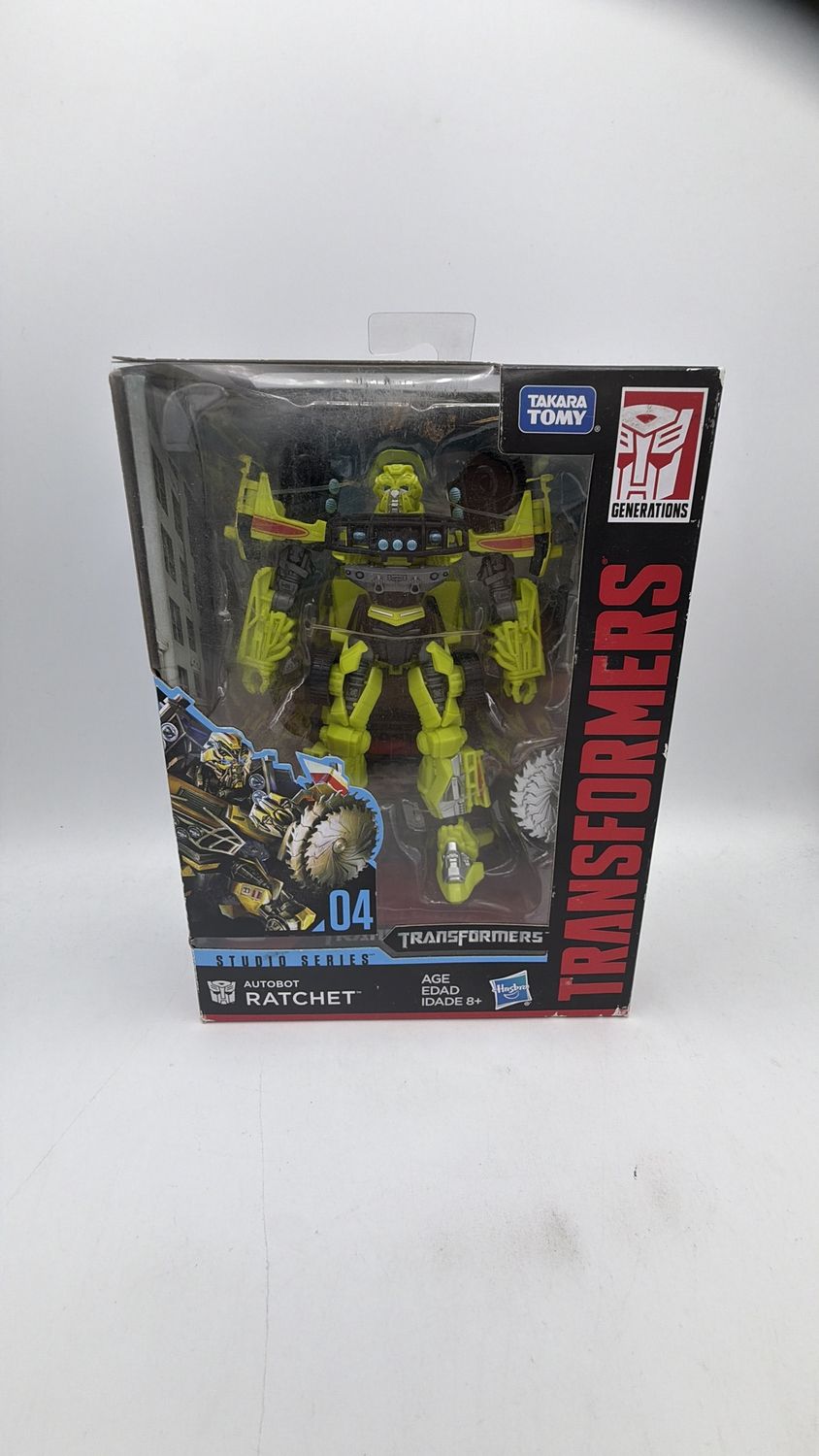 Transformers (2007) Studio Series 04 Deluxe Class Autobot Ratchet Figure