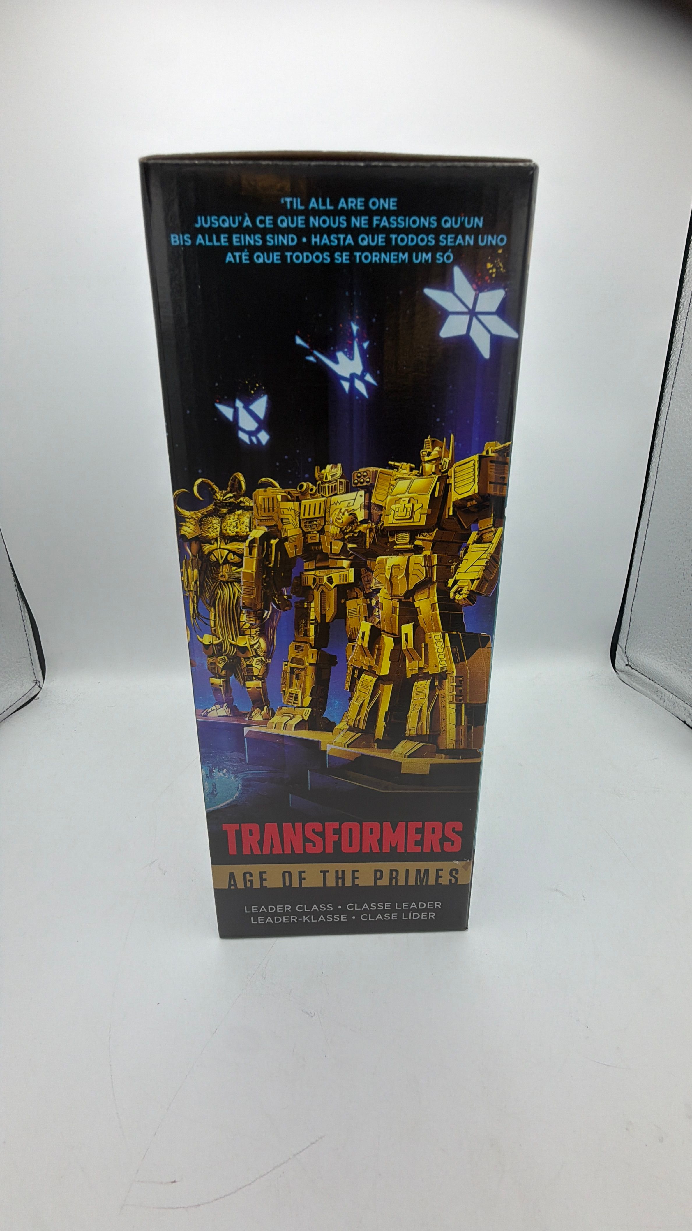 Hasbro Transformers | Age of the Primes | Maximal Big Convoy view 4